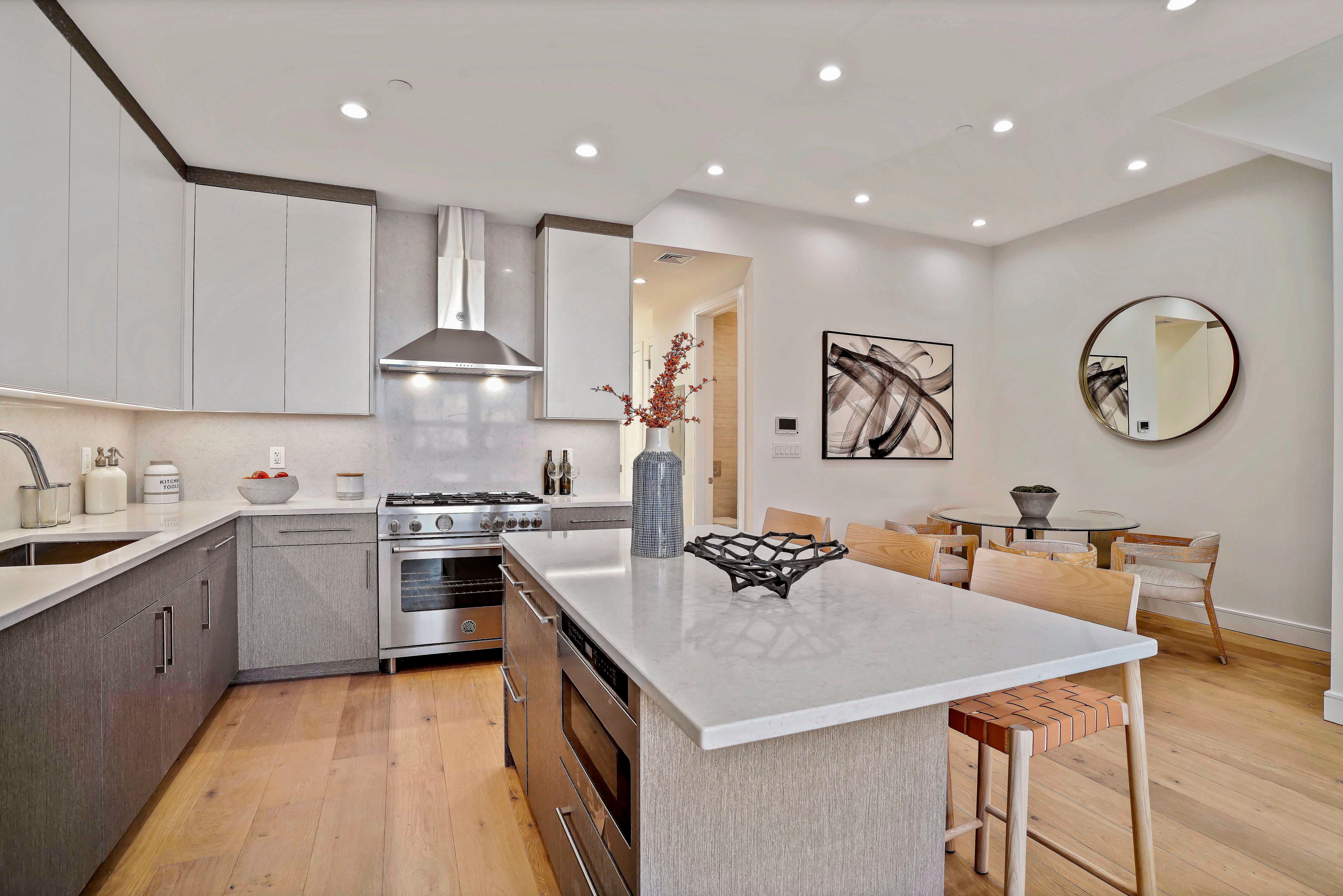 194 30th St. 2b 