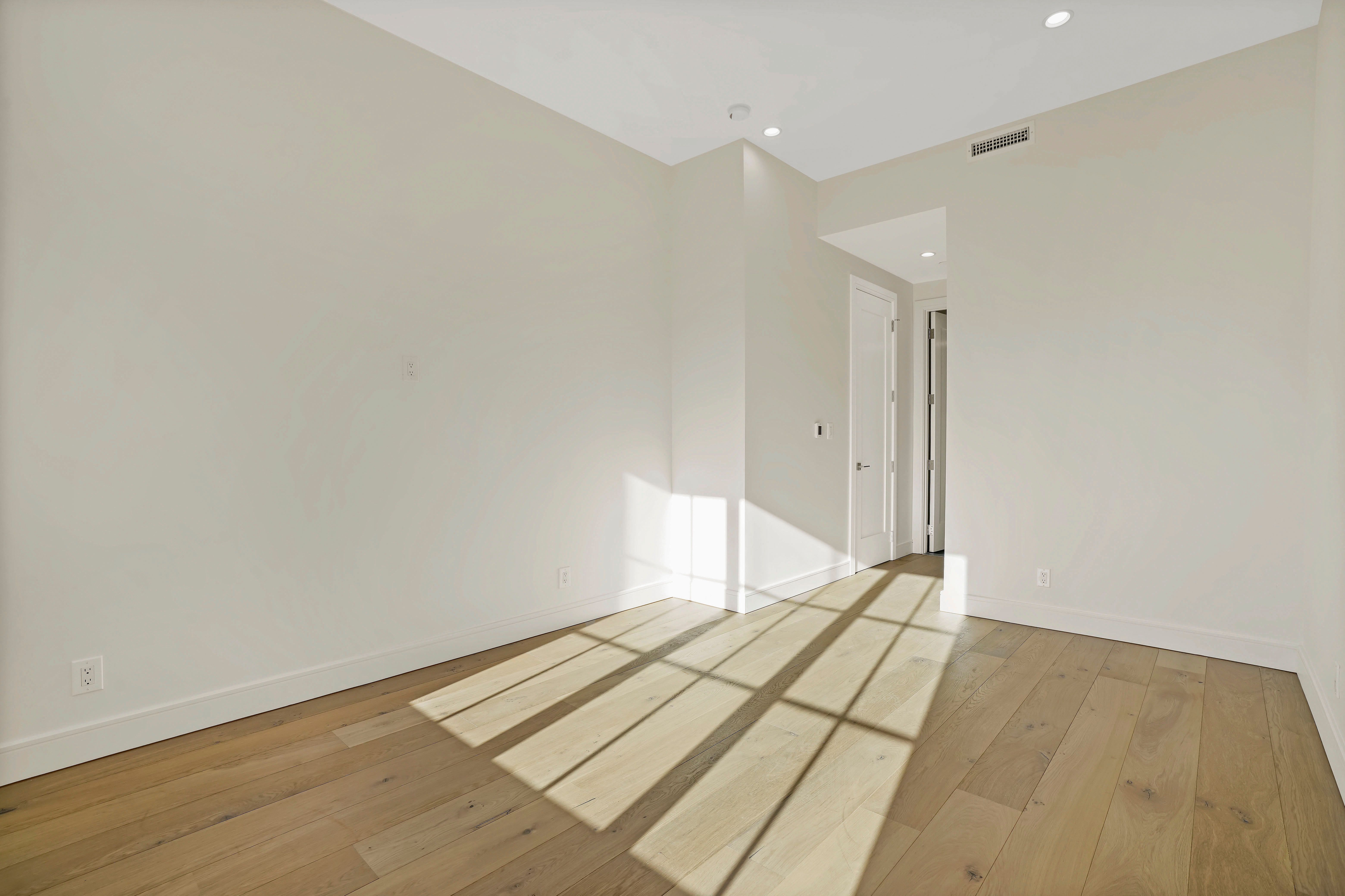 194 30th St. 2b 