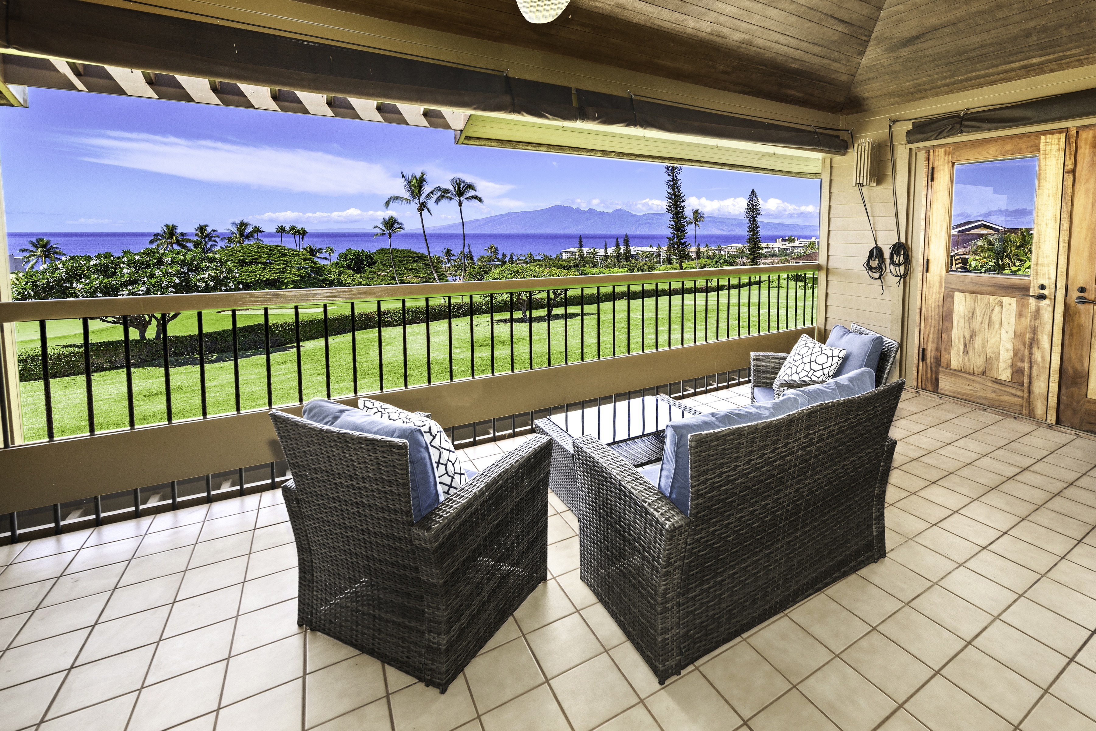 Masters 1004 50 Puu Anoano Street