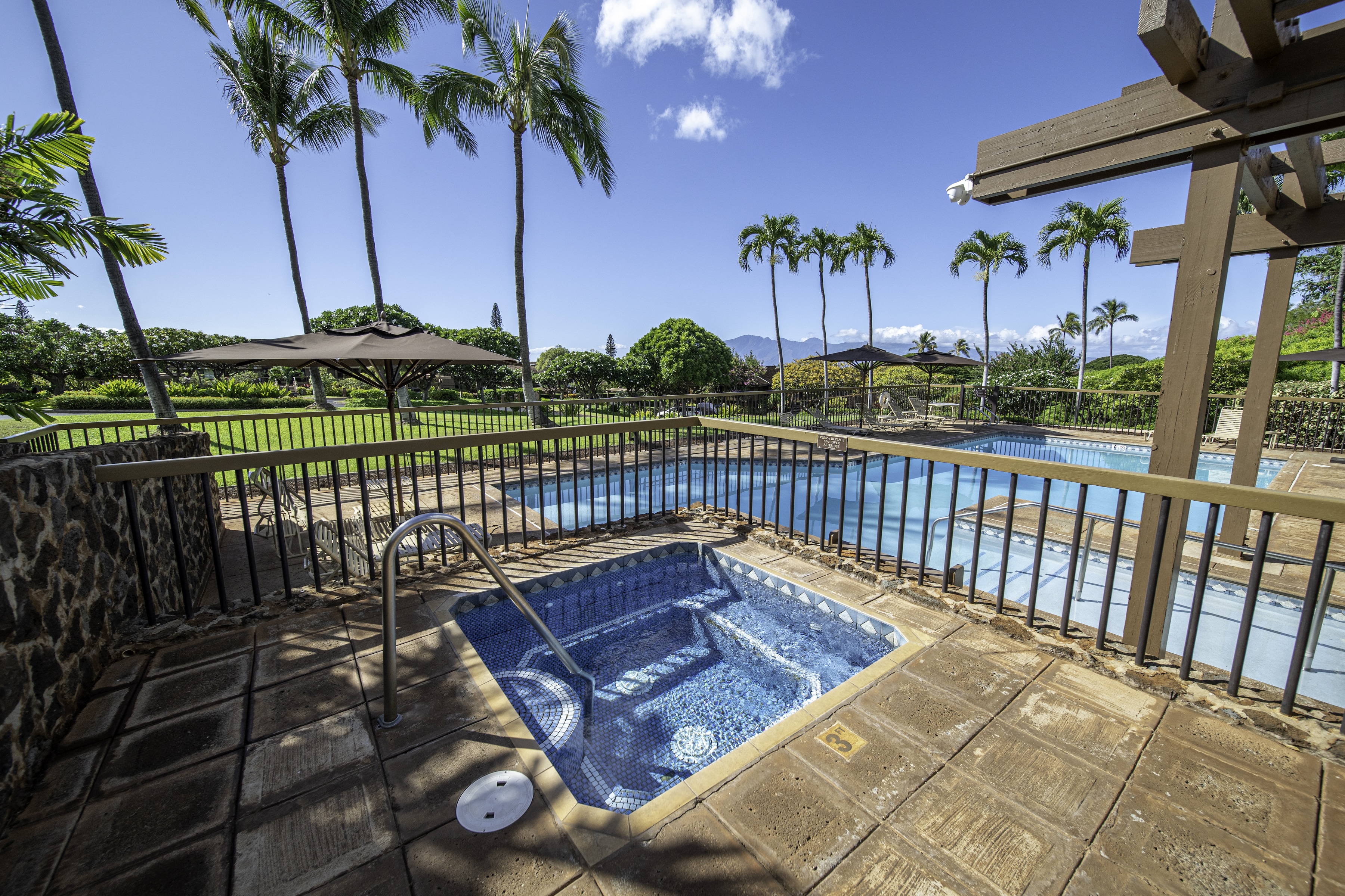 Masters 1004 50 Puu Anoano Street