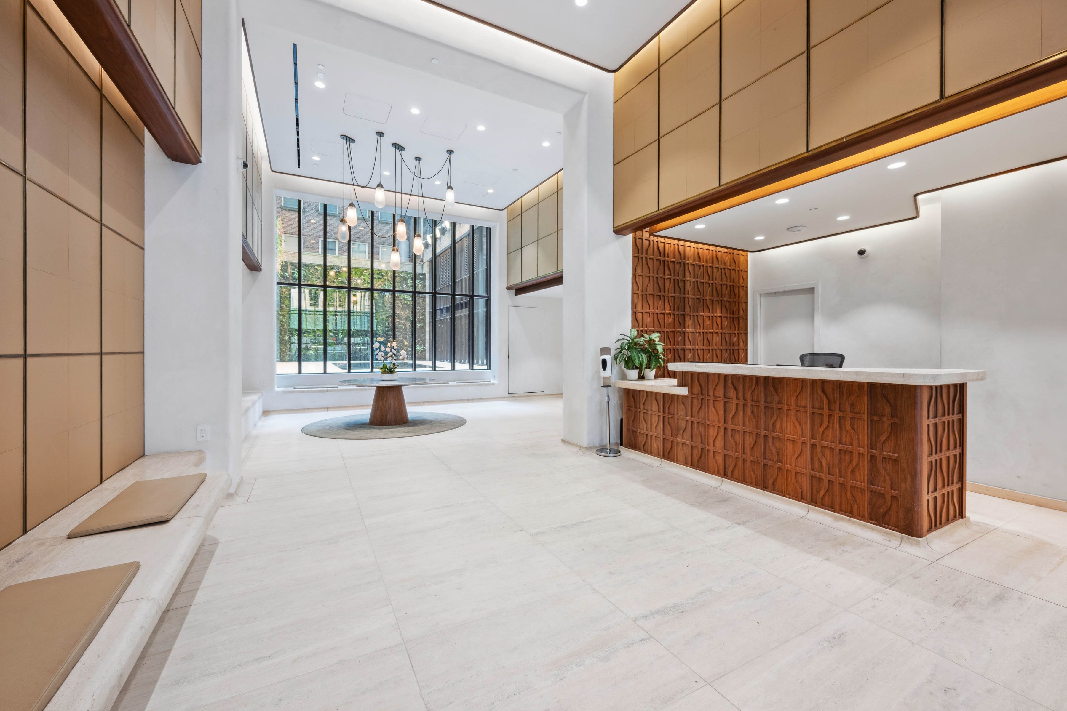 110 Charlton Street 27E