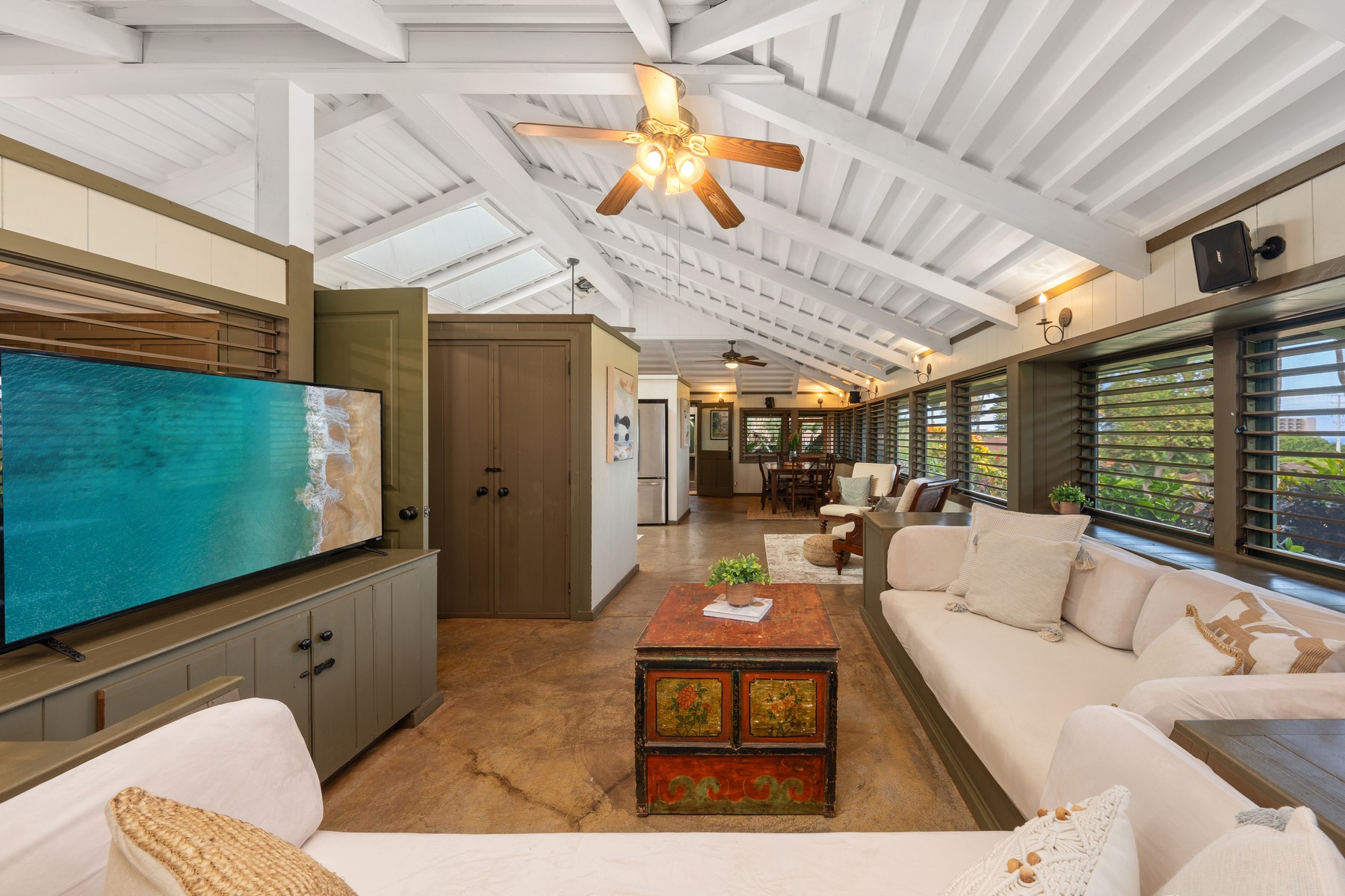 International Colony Club 2750 Kalapu Drive #4