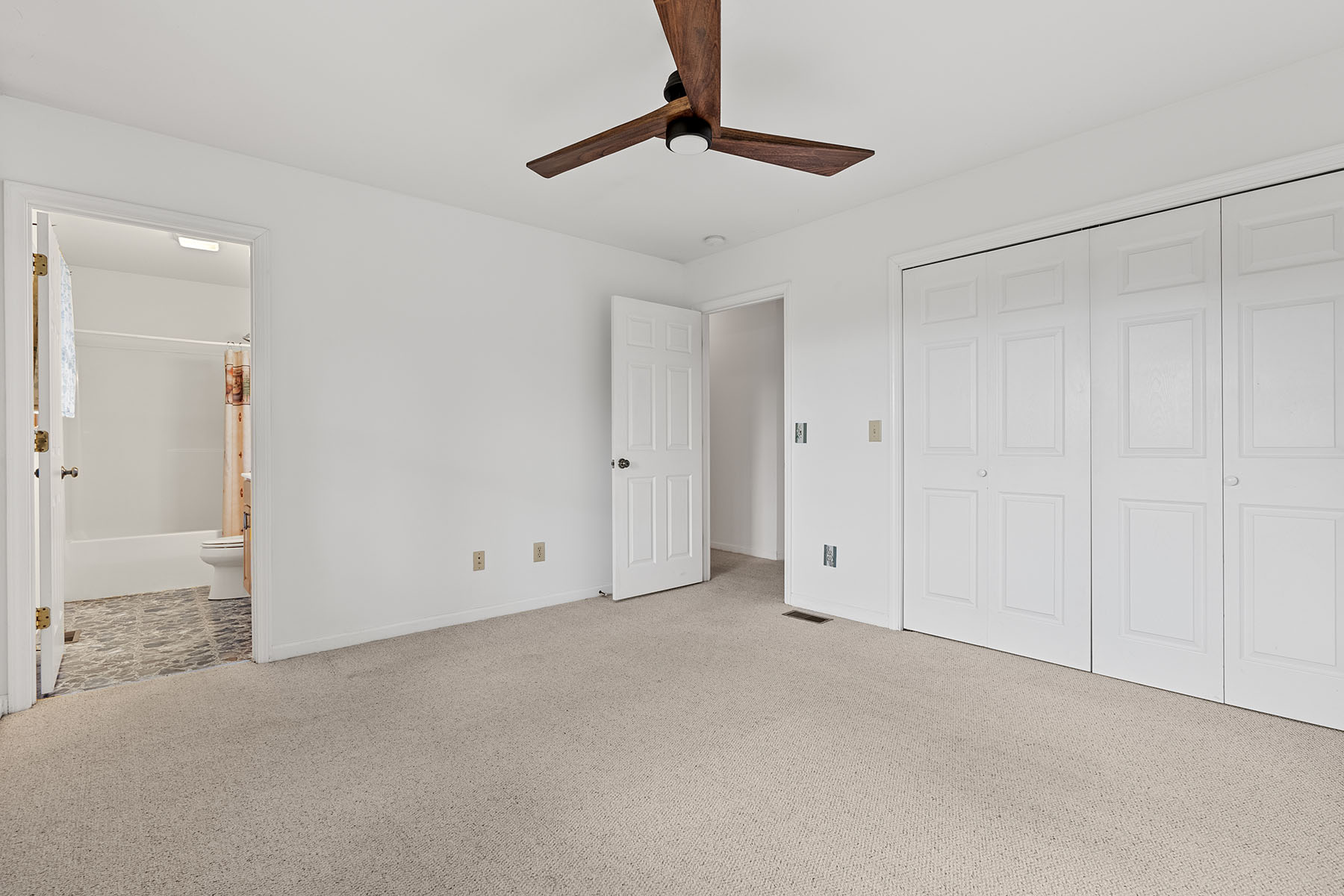 400 Fieldview Way