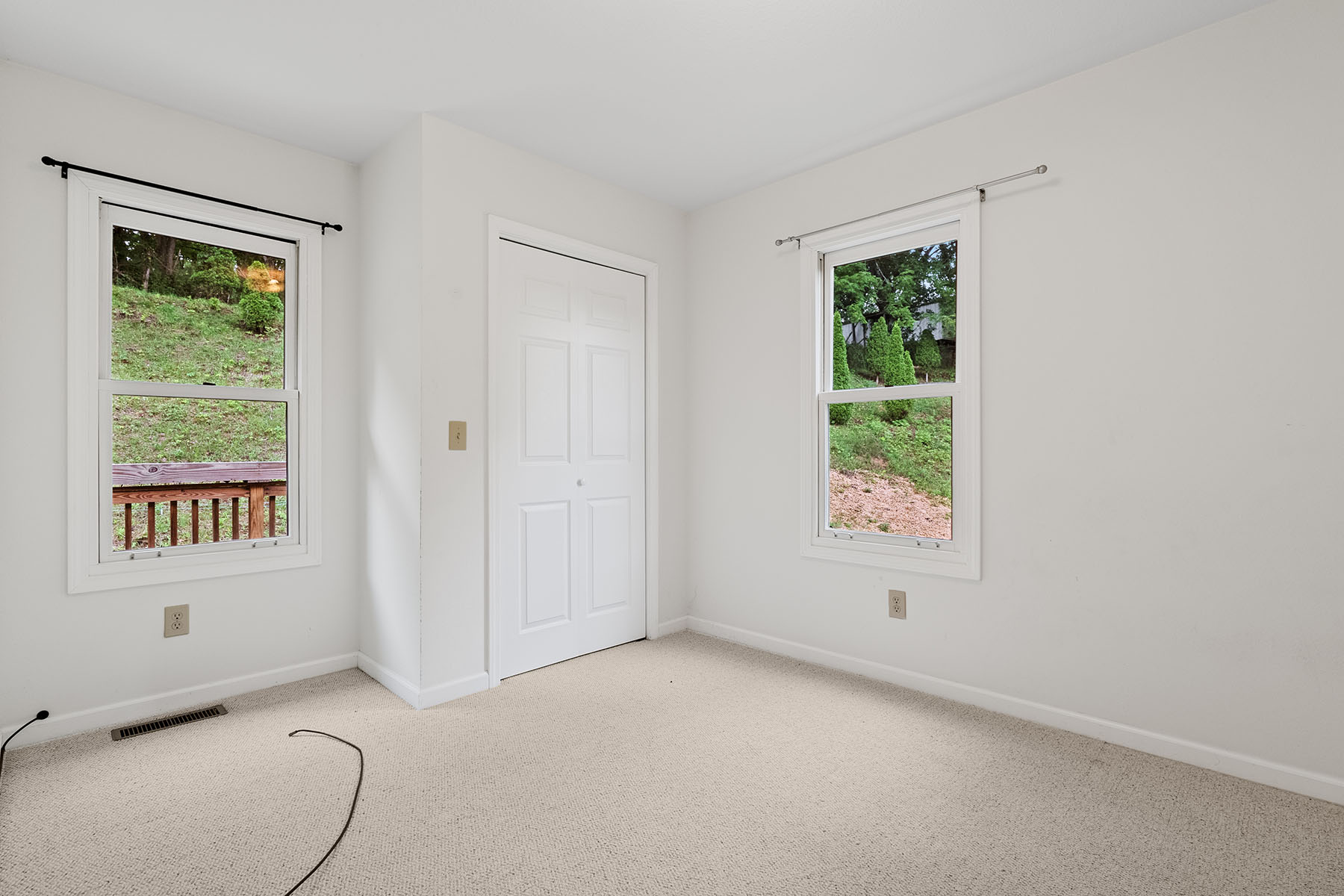 400 Fieldview Way