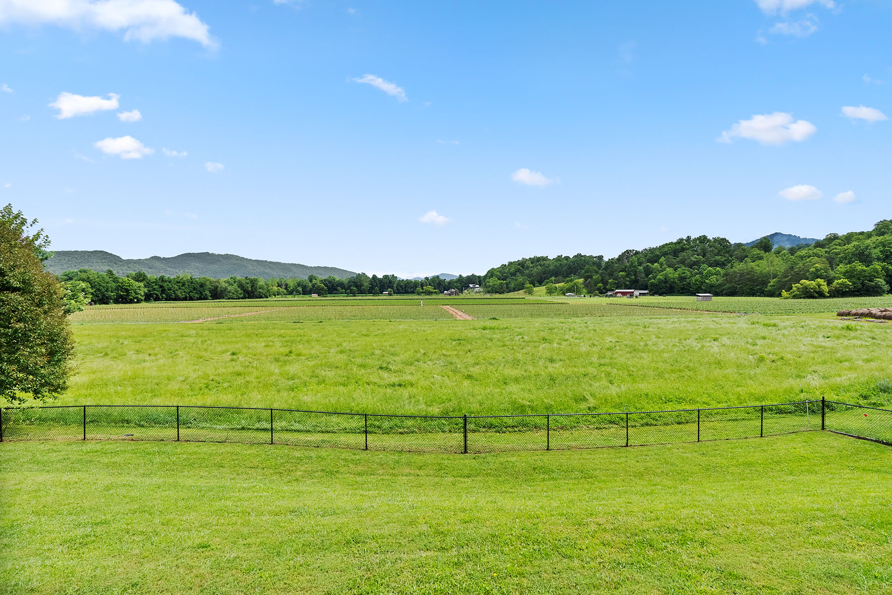 400 Fieldview Way