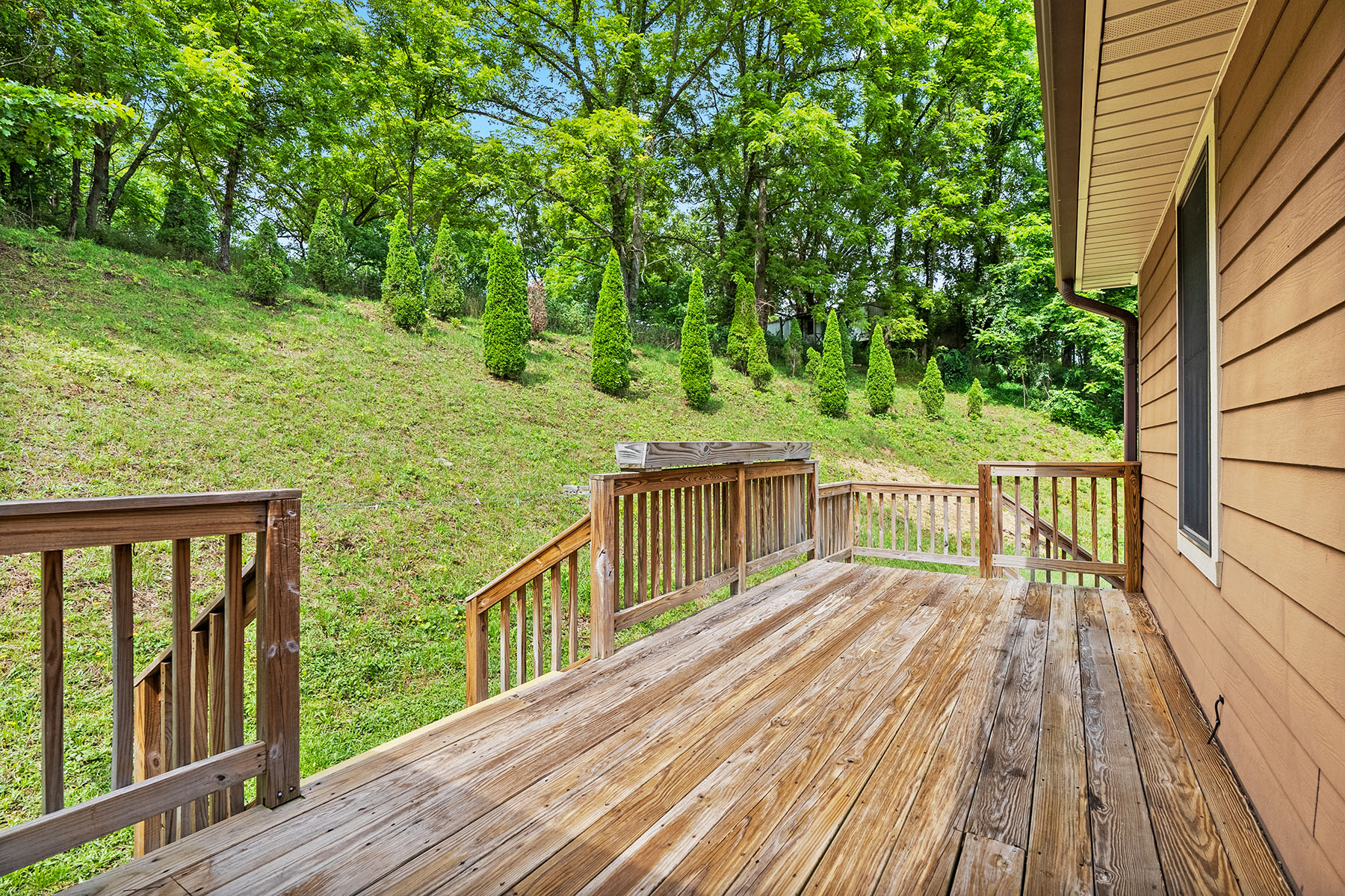 400 Fieldview Way