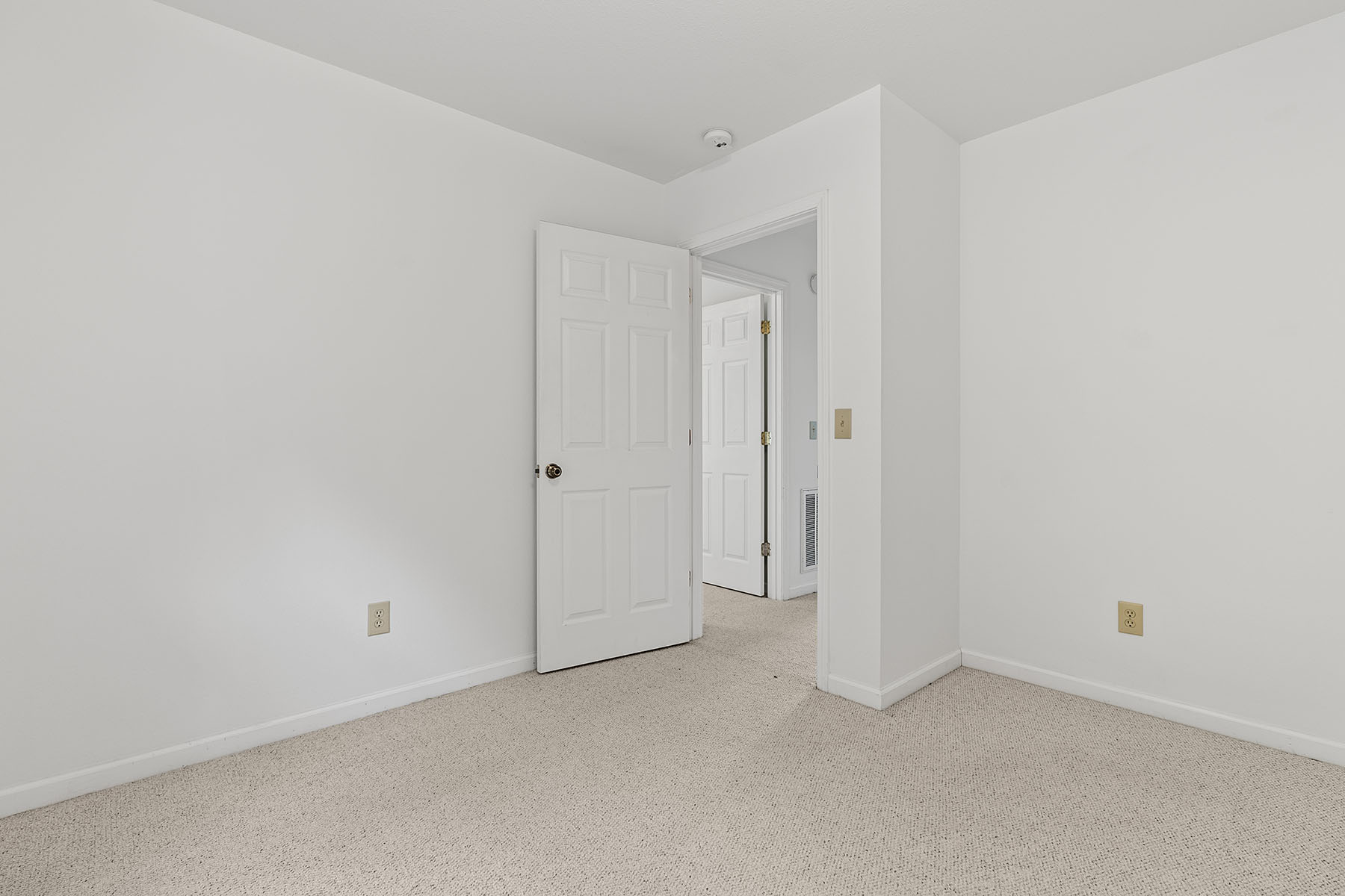 400 Fieldview Way