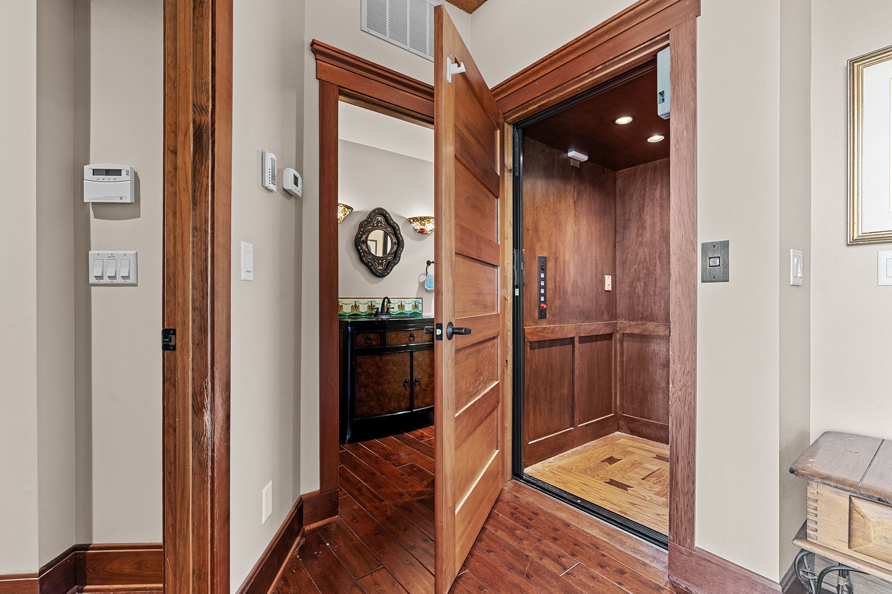 2128 Sleepy Hollow Drive