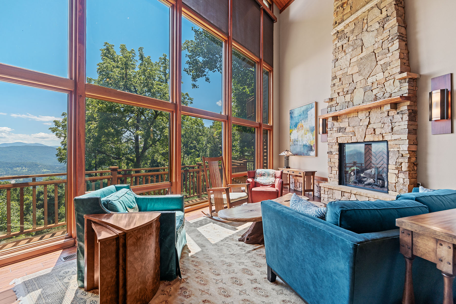 2128 Sleepy Hollow Drive