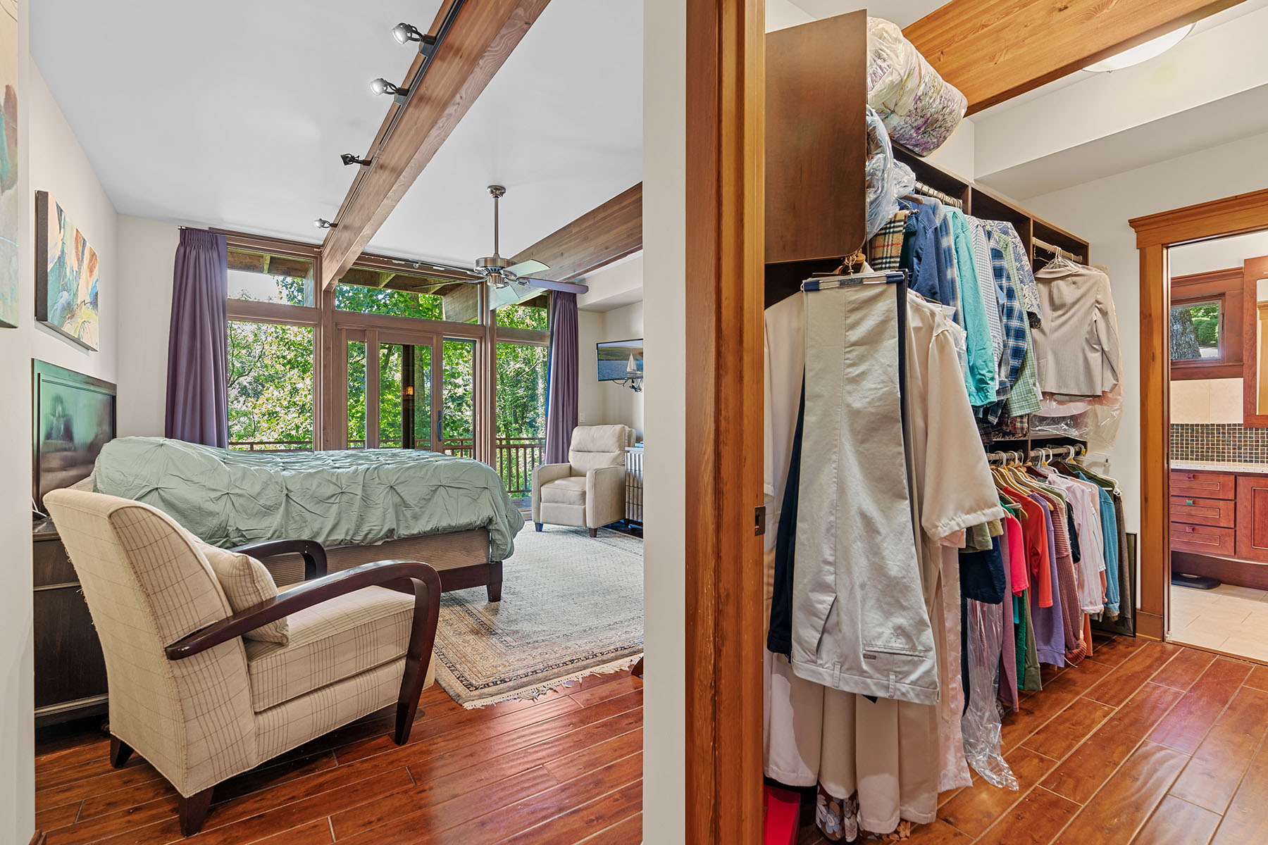 2128 Sleepy Hollow Drive
