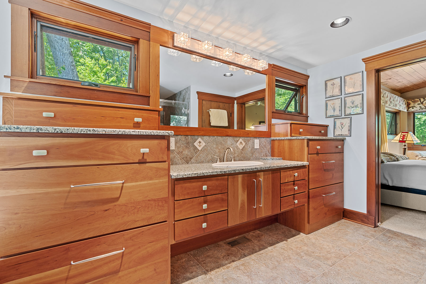 2128 Sleepy Hollow Drive