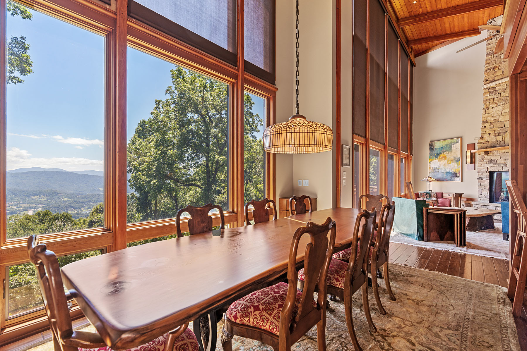 2128 Sleepy Hollow Drive