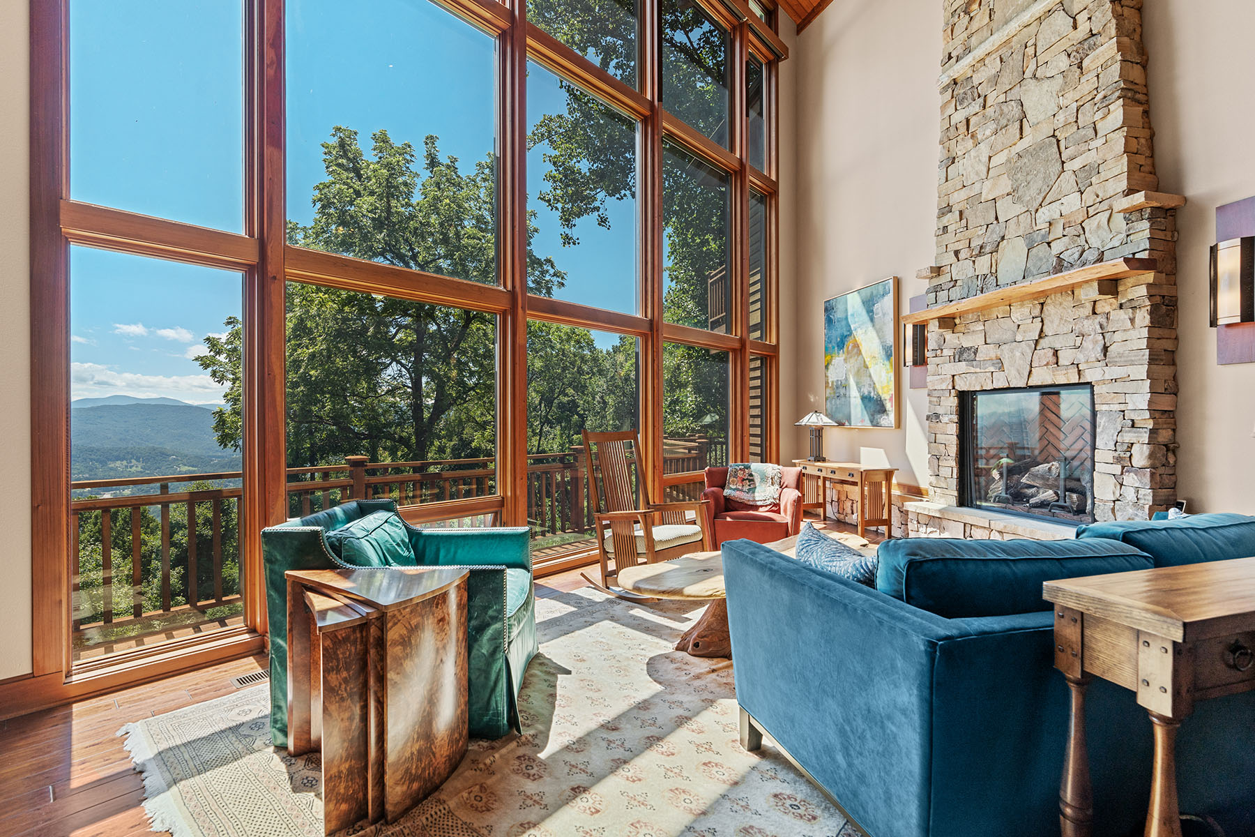 2128 Sleepy Hollow Drive