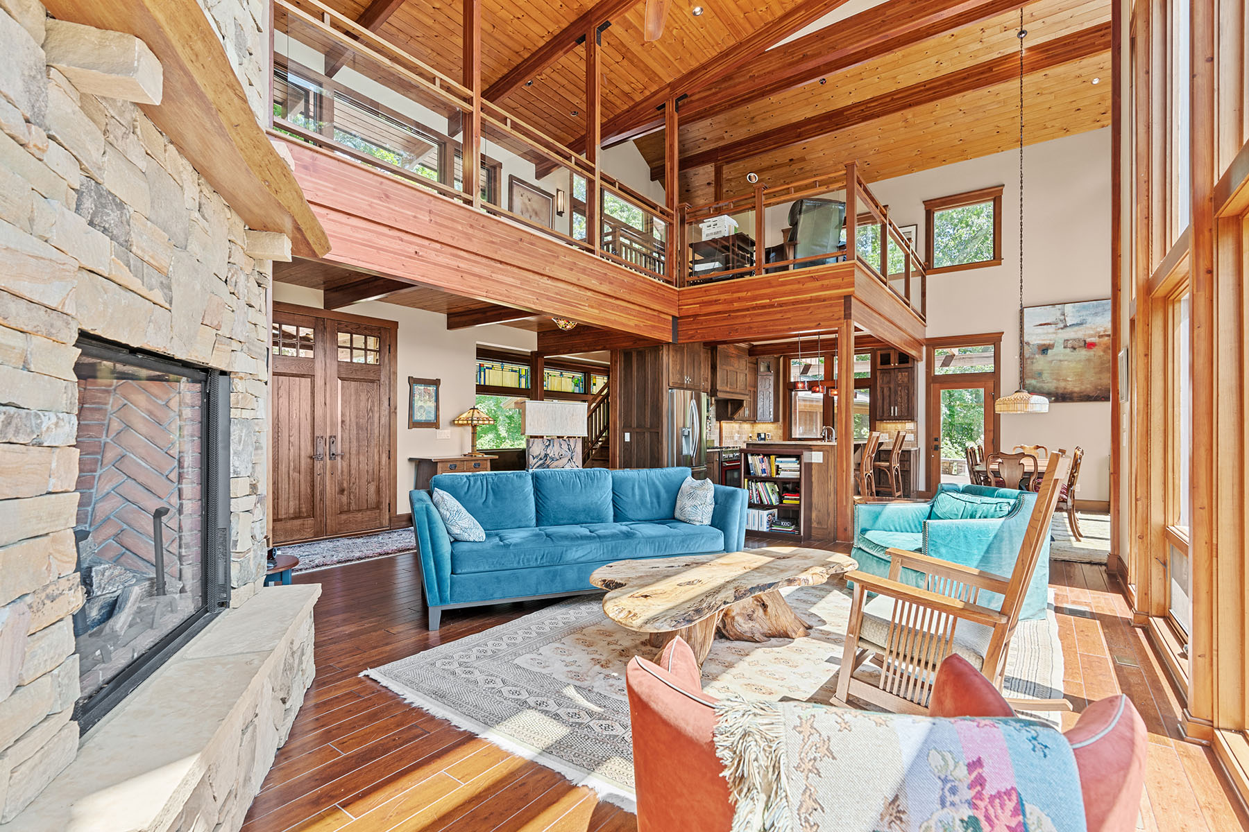 2128 Sleepy Hollow Drive
