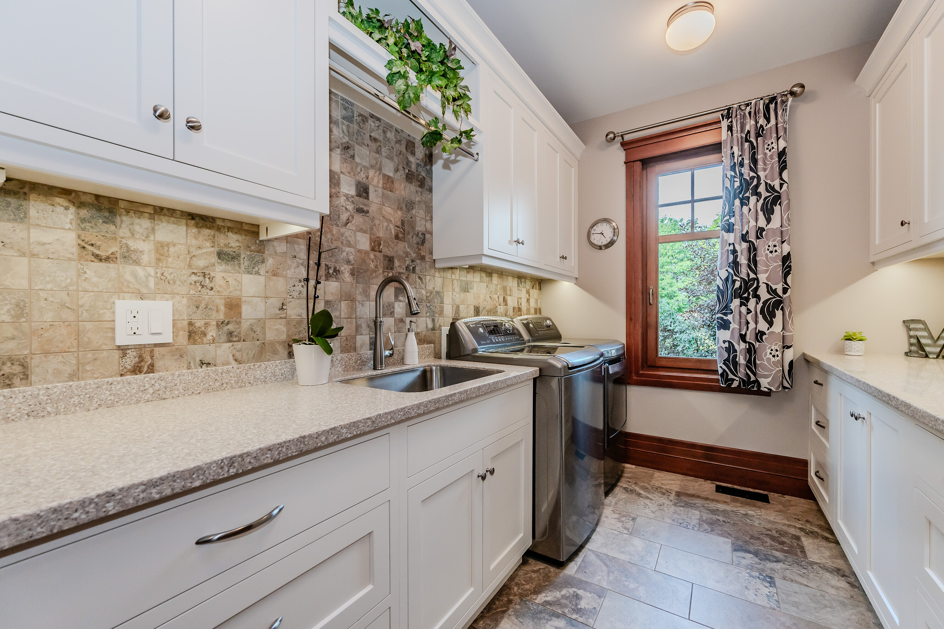 1305 Sawmill Road