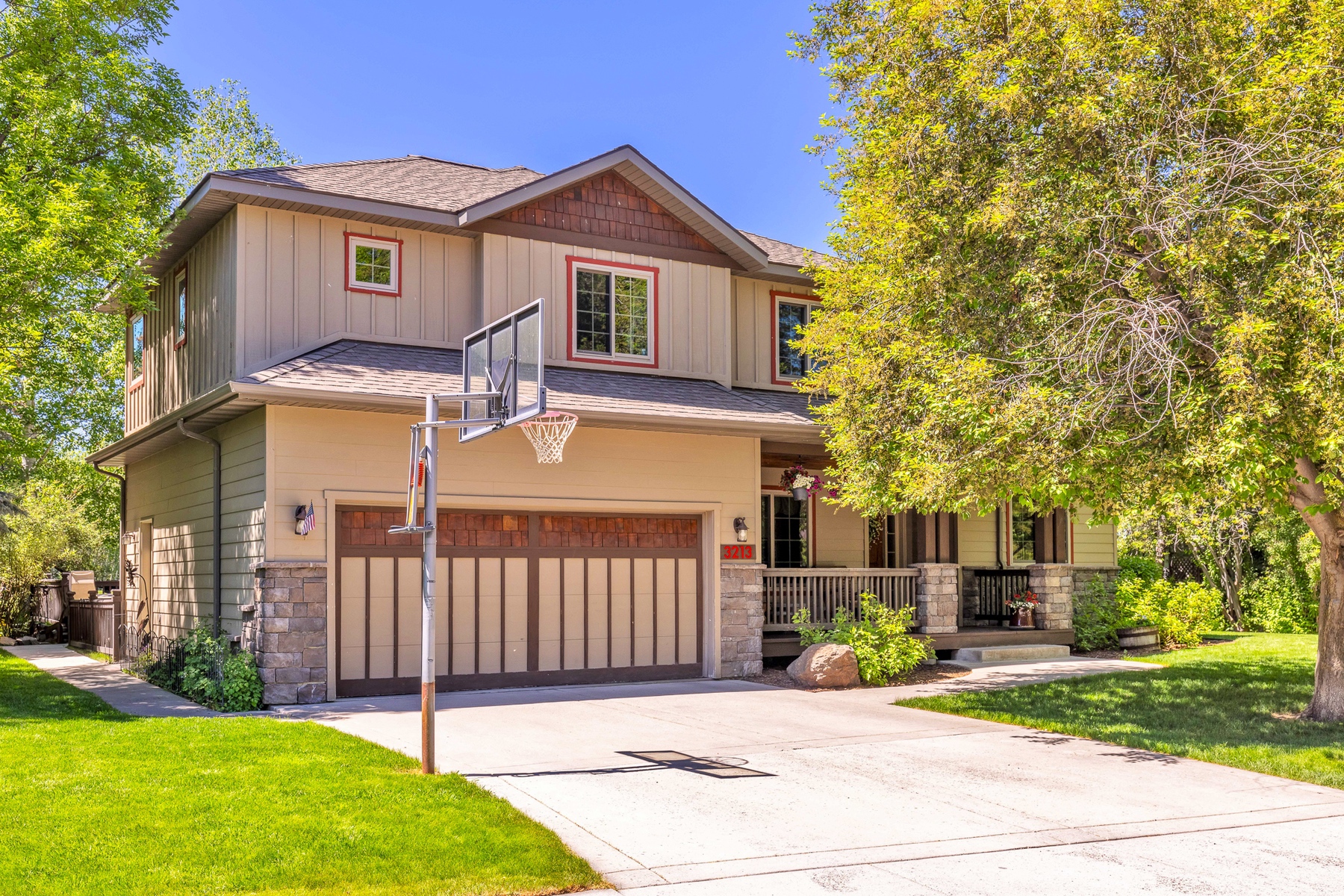 3213 Augusta Drive
