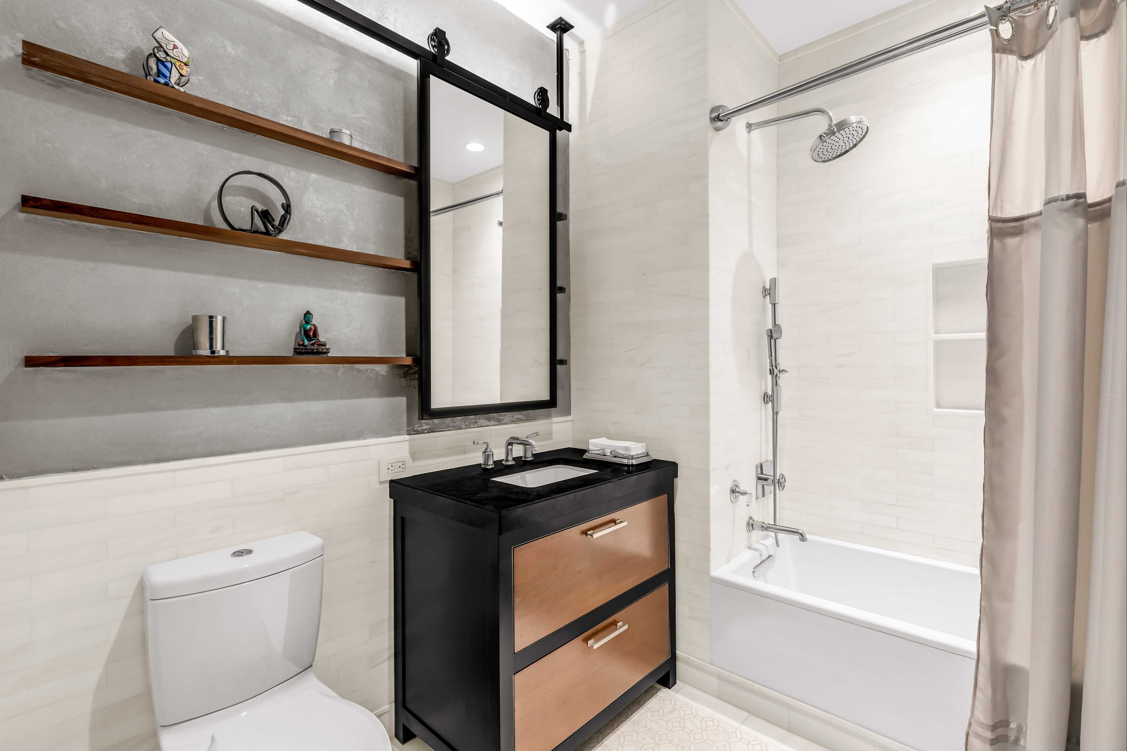 425 West 50th Street PHD