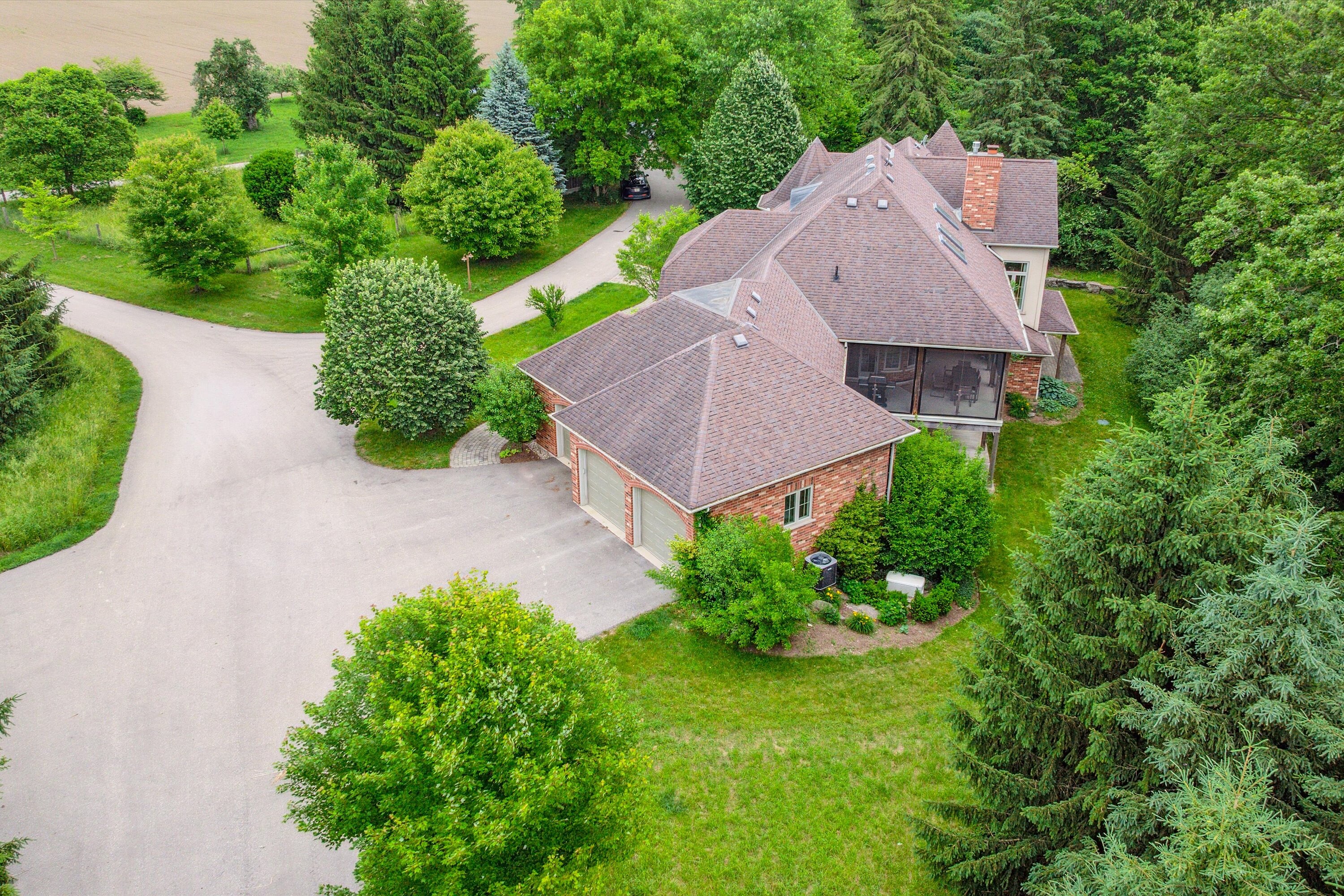 1492 Maple Bend Road