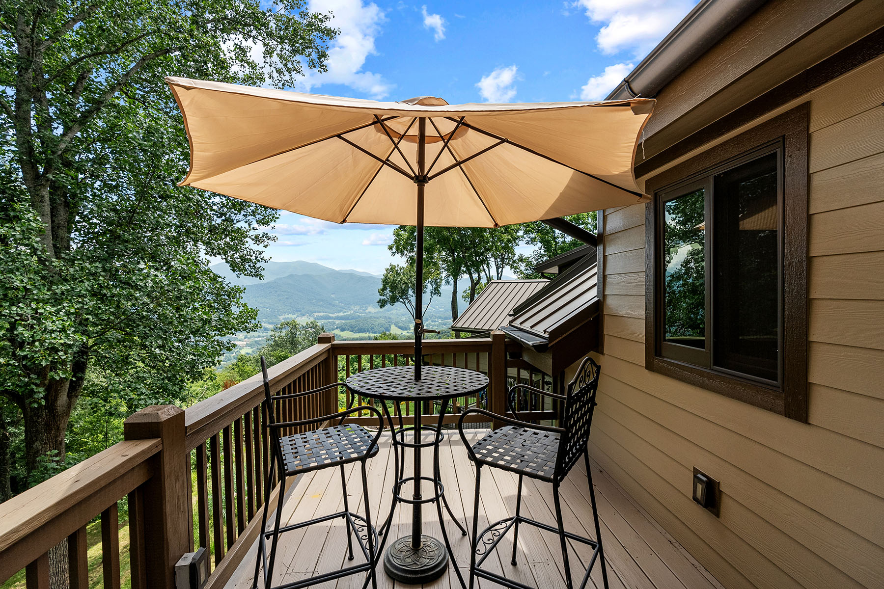 1045 Cobblestone Drive