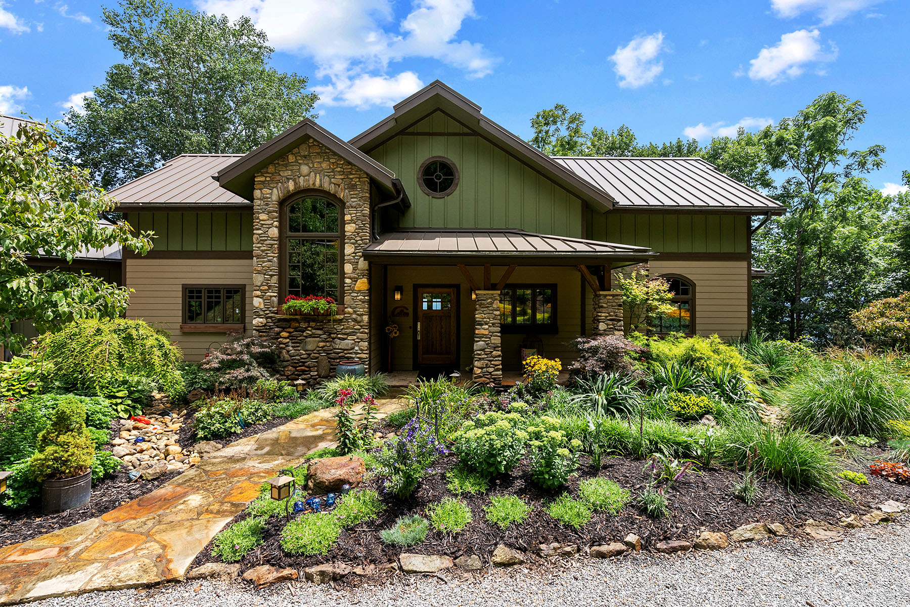 1045 Cobblestone Drive