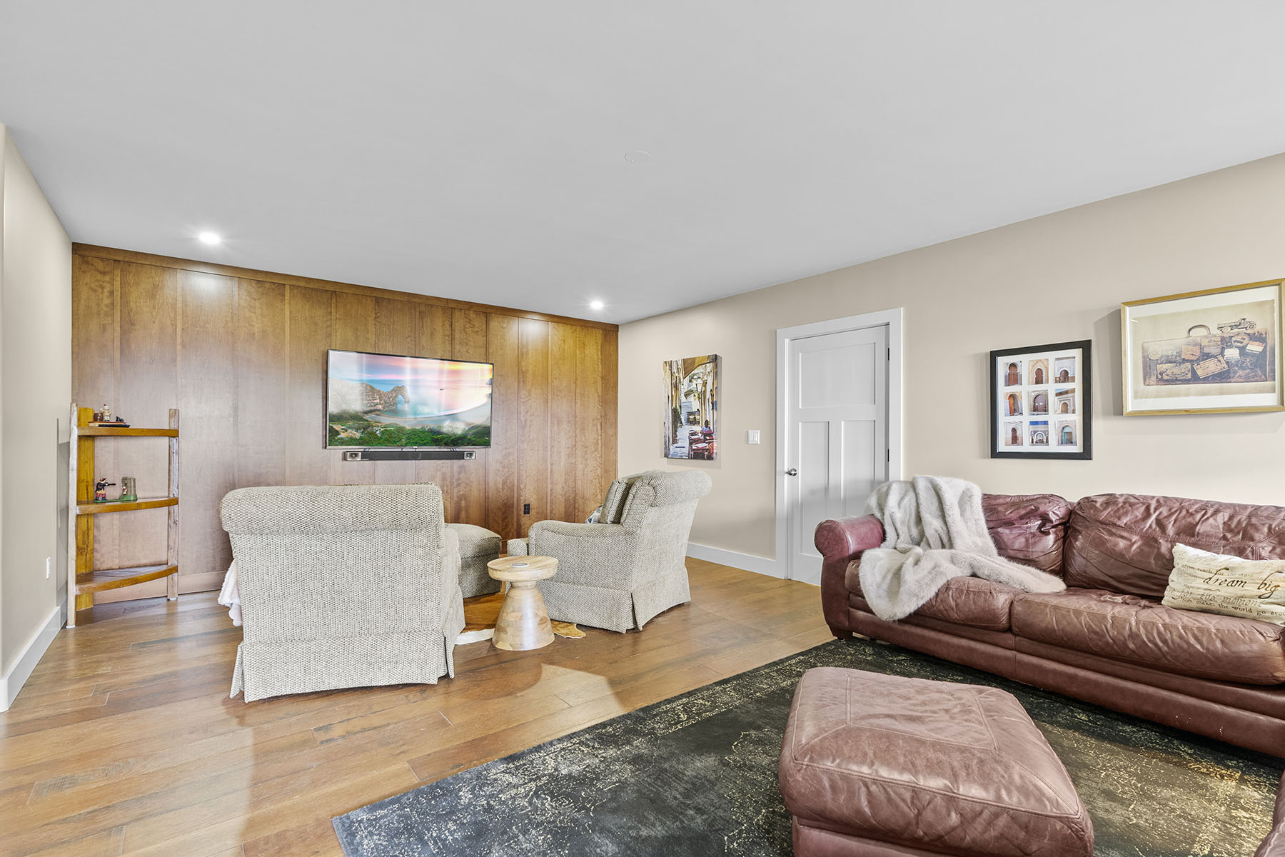 1045 Cobblestone Drive