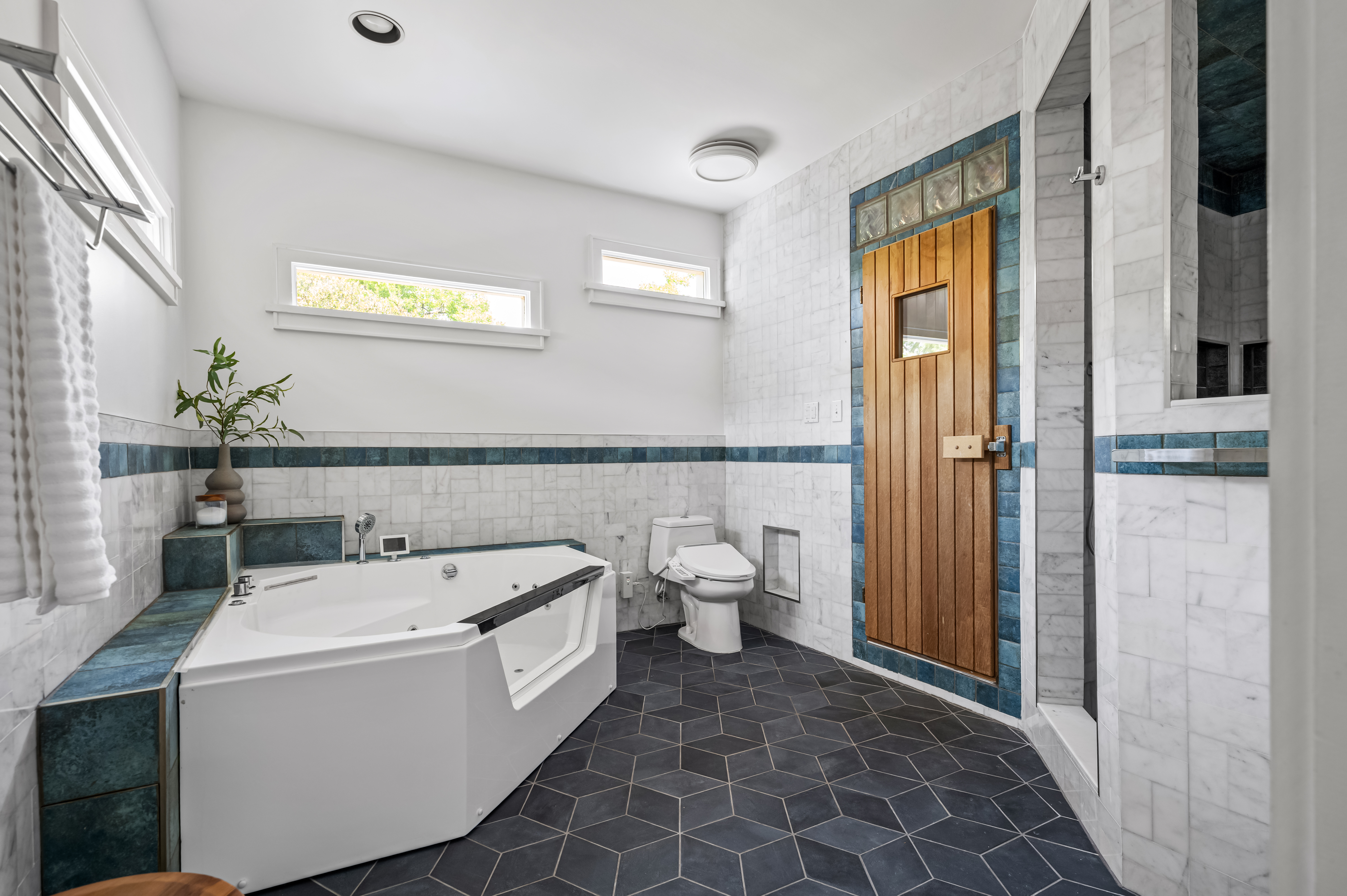 515 East 49th Street 