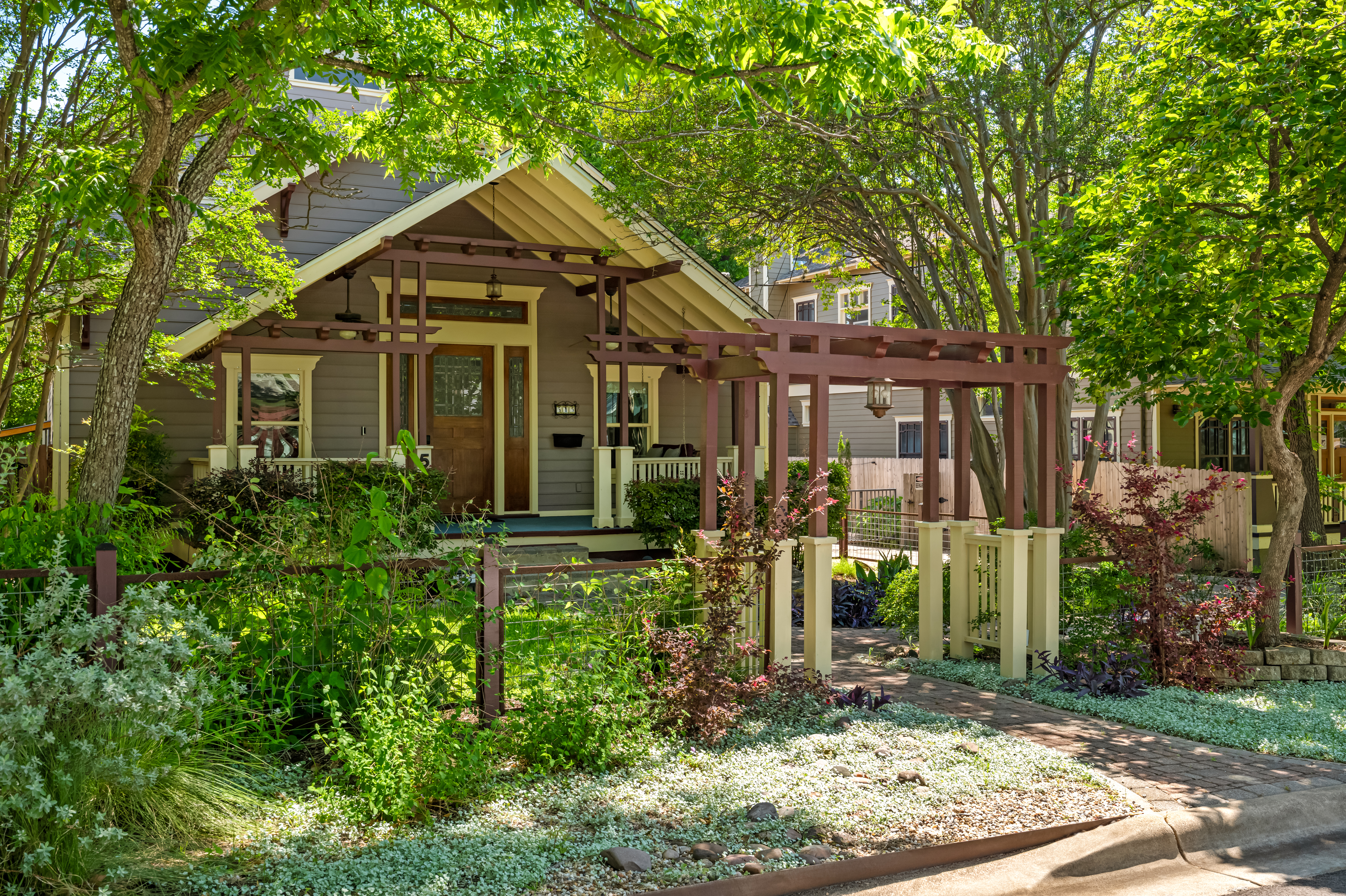 515 East 49th Street 