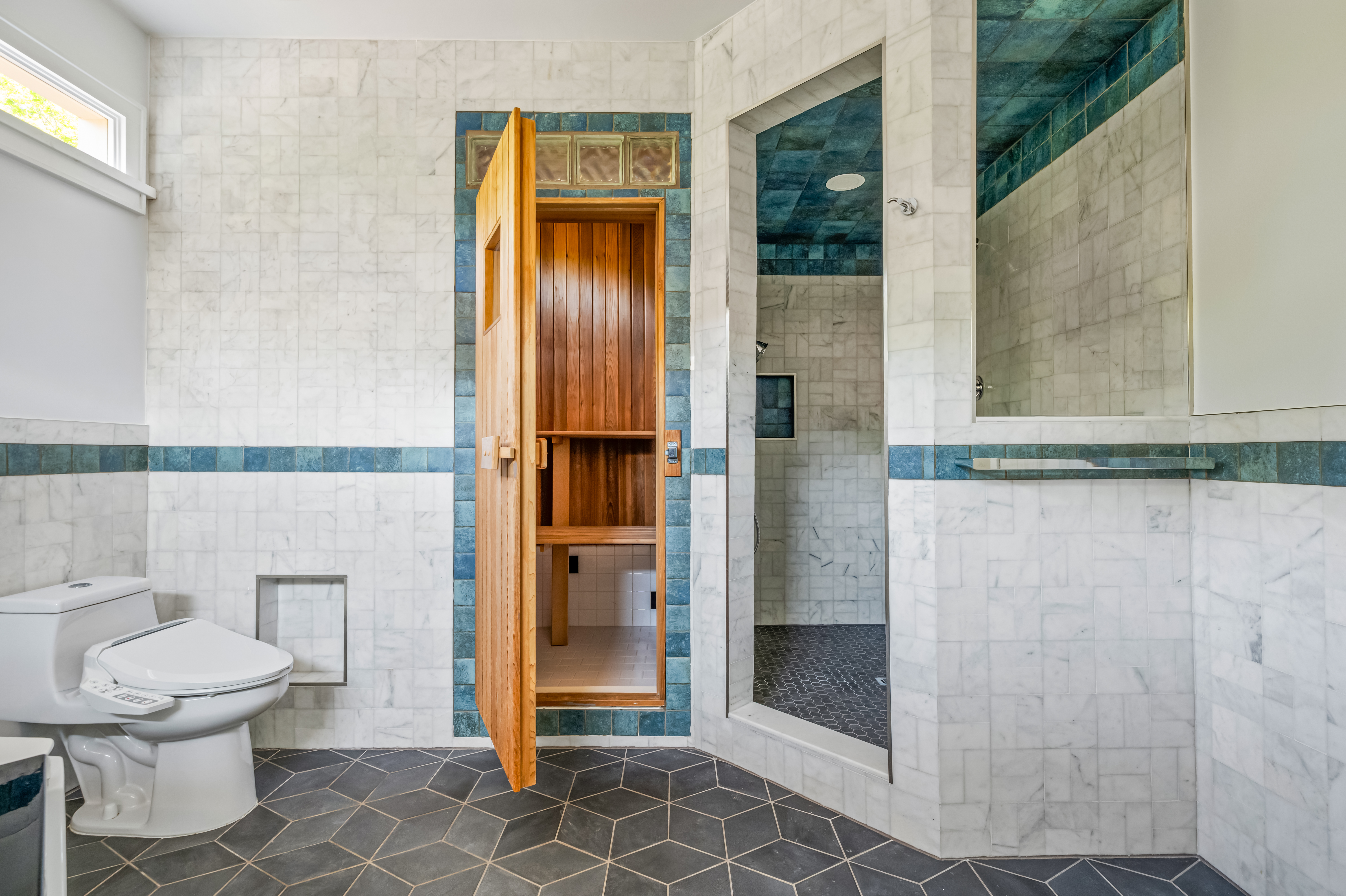 515 East 49th Street 