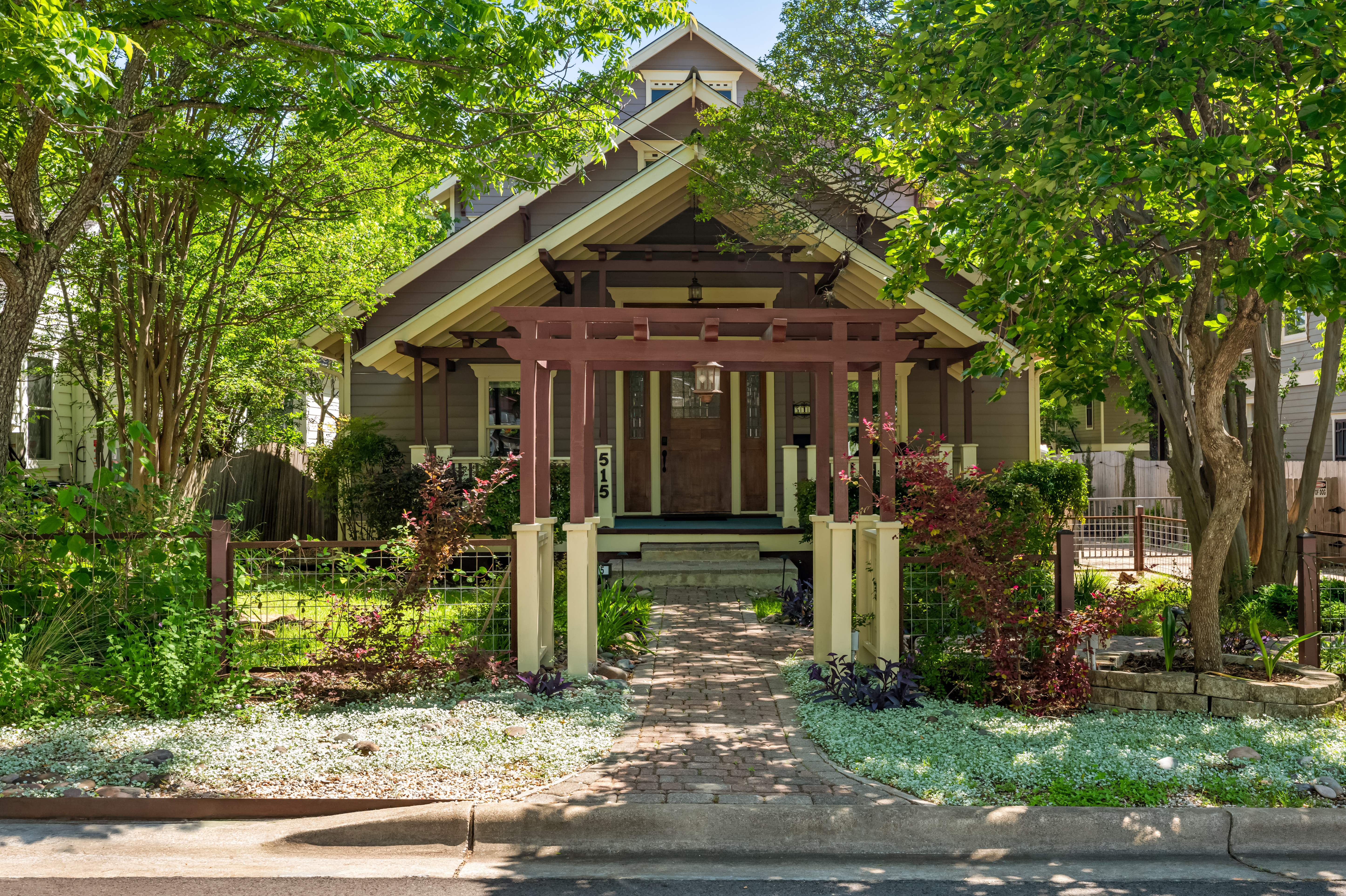 515 East 49th Street 