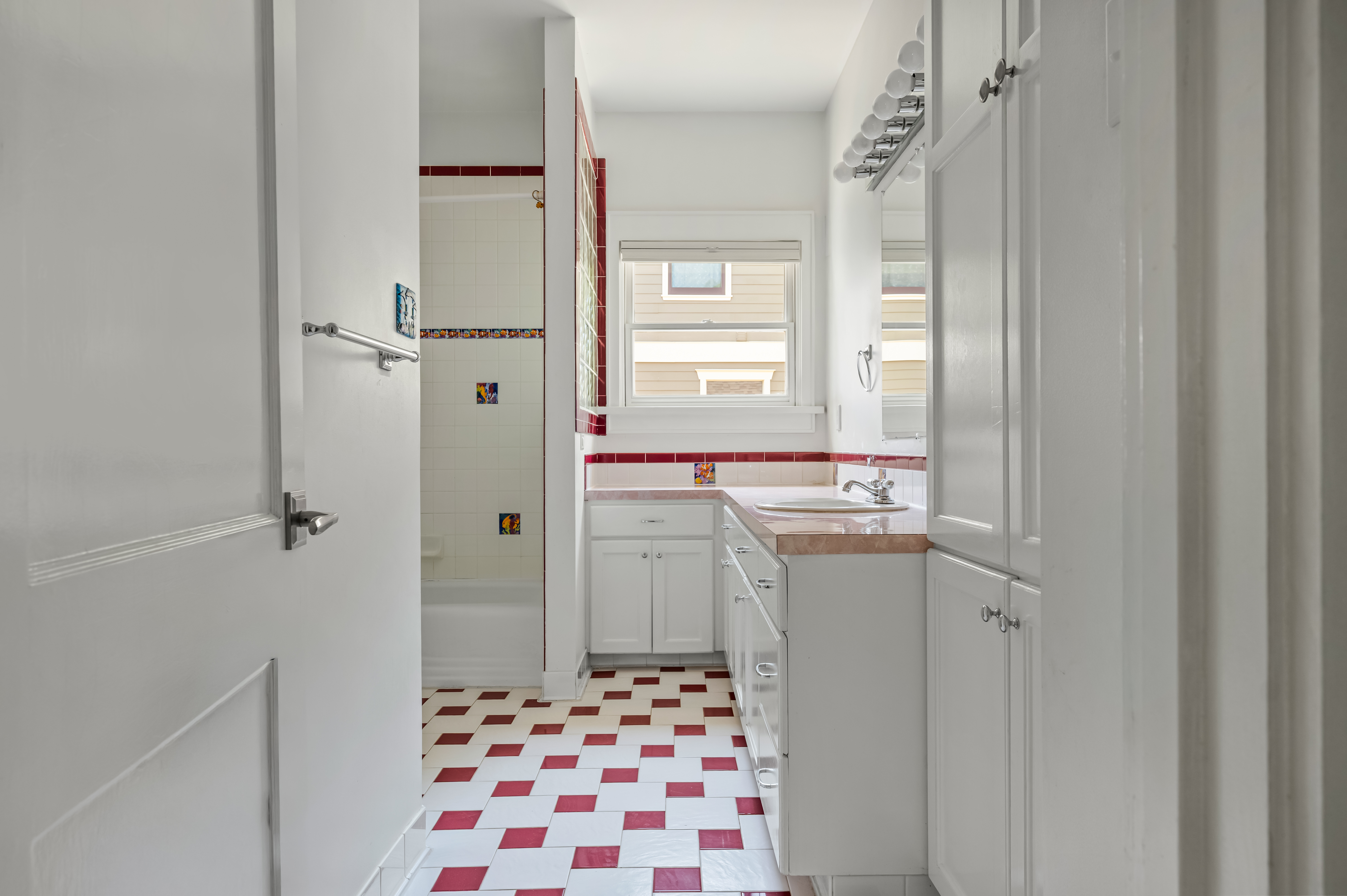 515 East 49th Street 