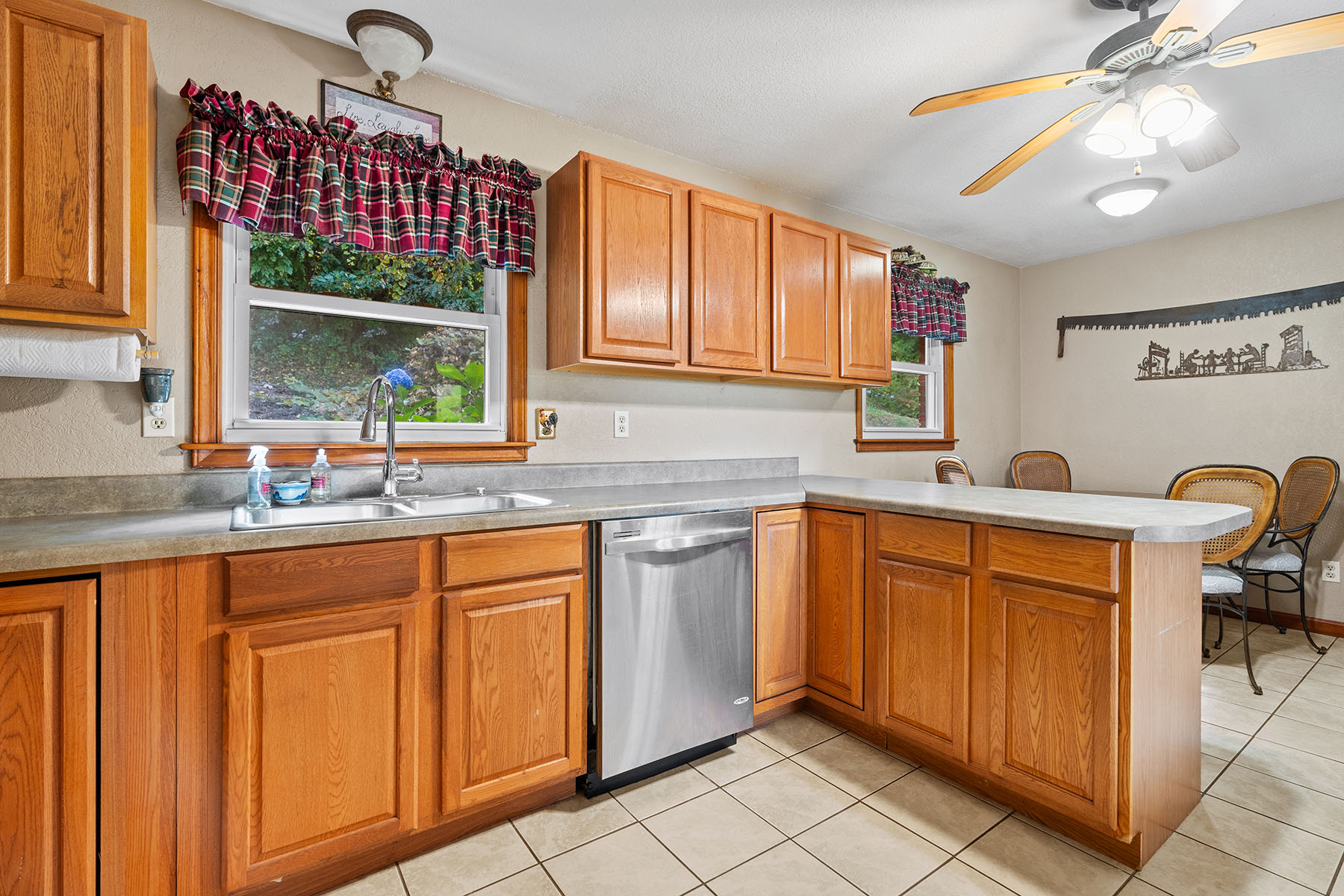 727 Big Cove Road