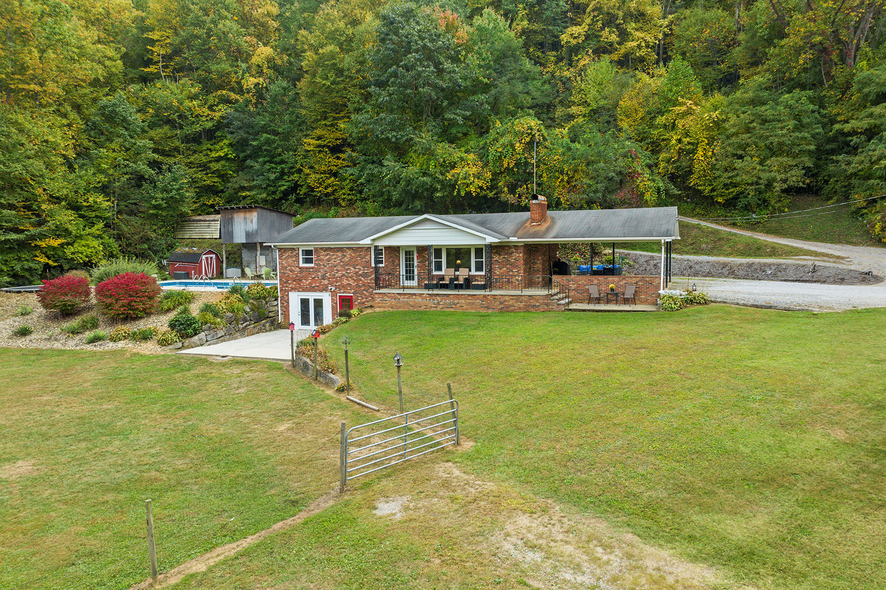 727 Big Cove Road