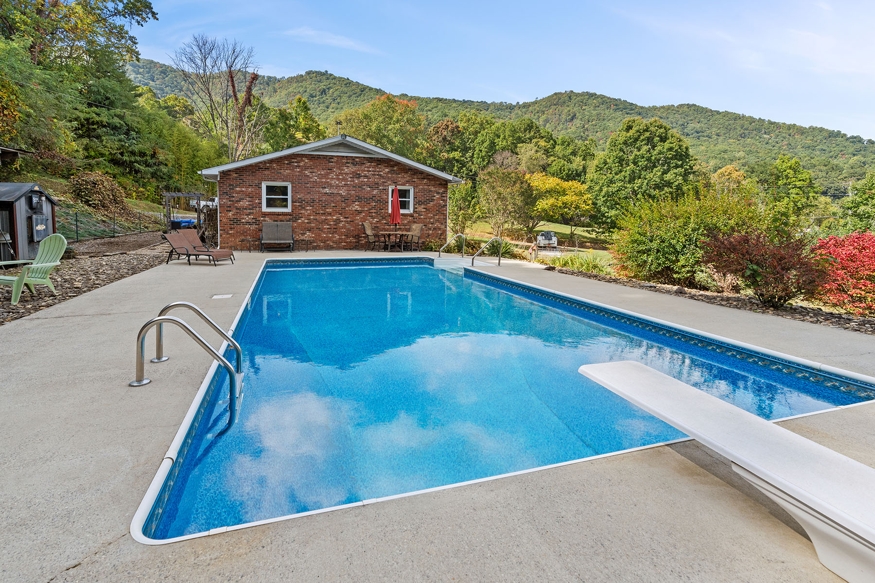 727 Big Cove Road