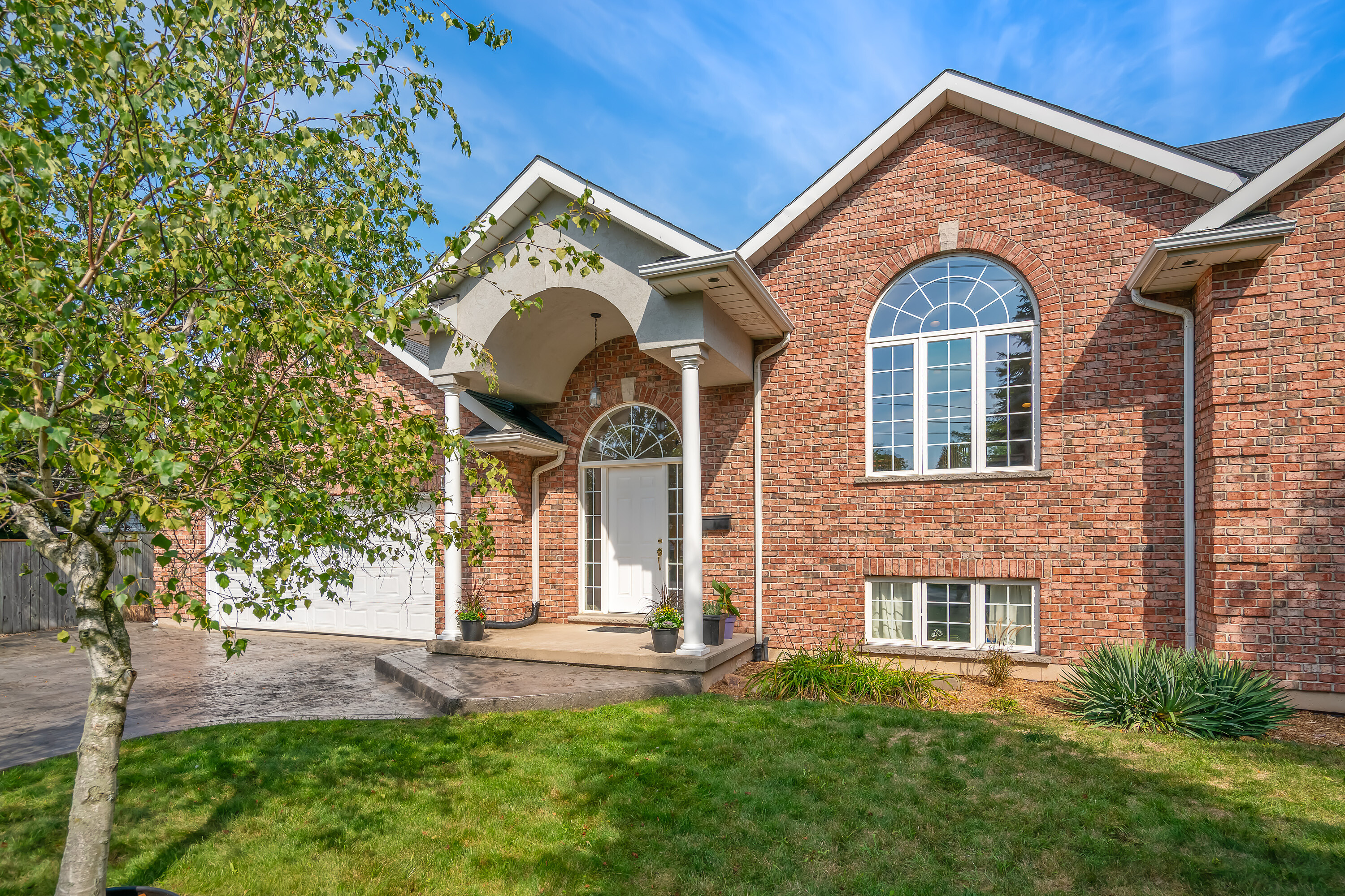 3121 Glenbrook Drive