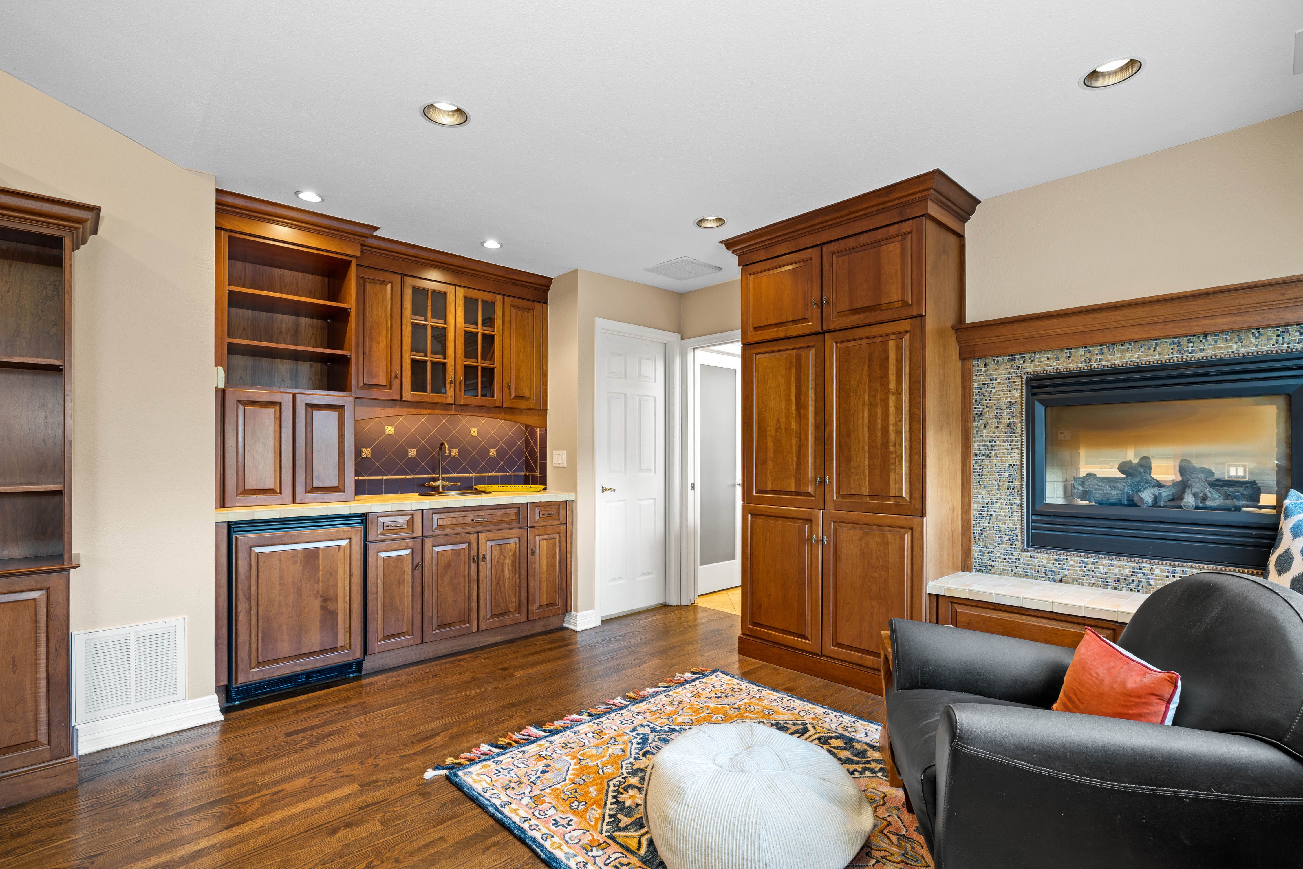 802 & 804 E Stanford Avenue 