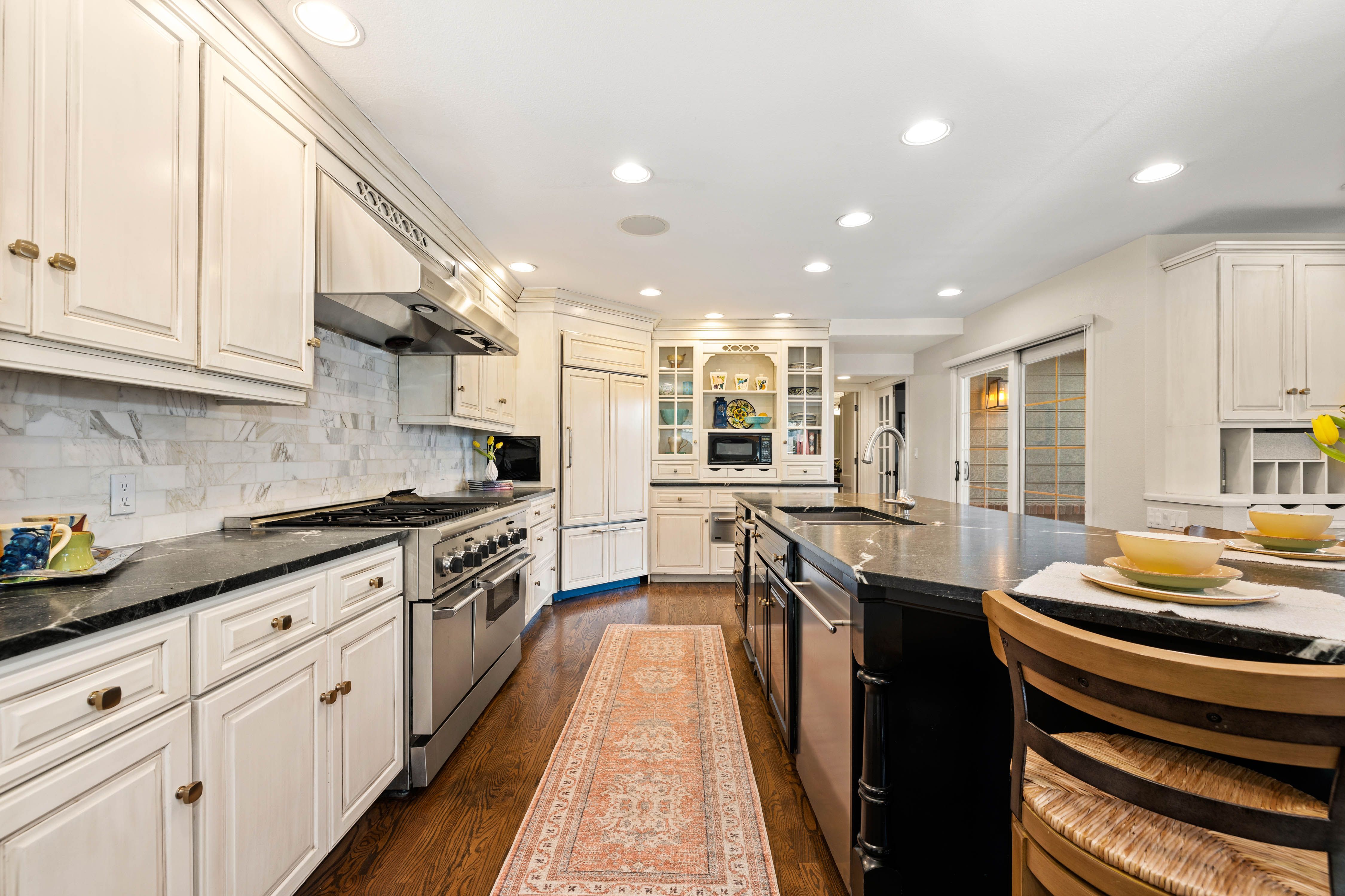 802 & 804 E Stanford Avenue 