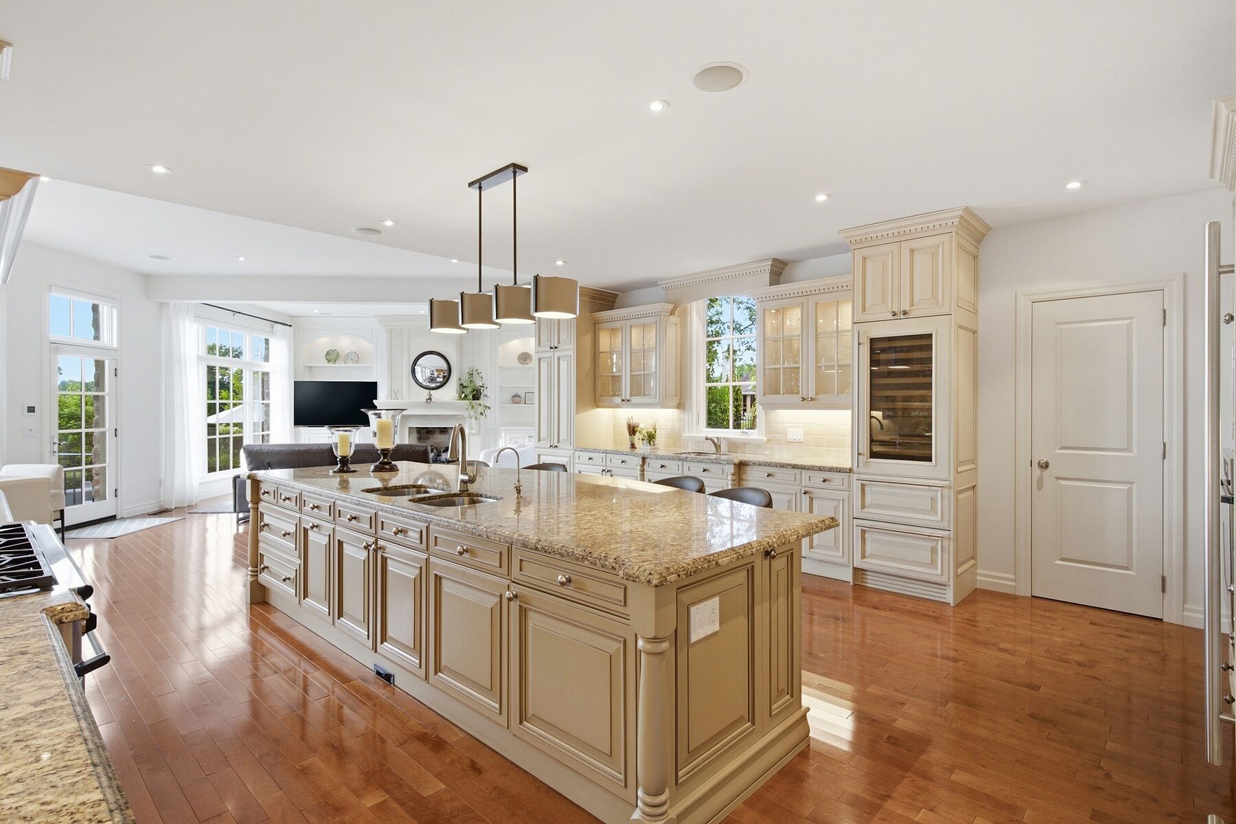 28 Deer Ridge Crescent