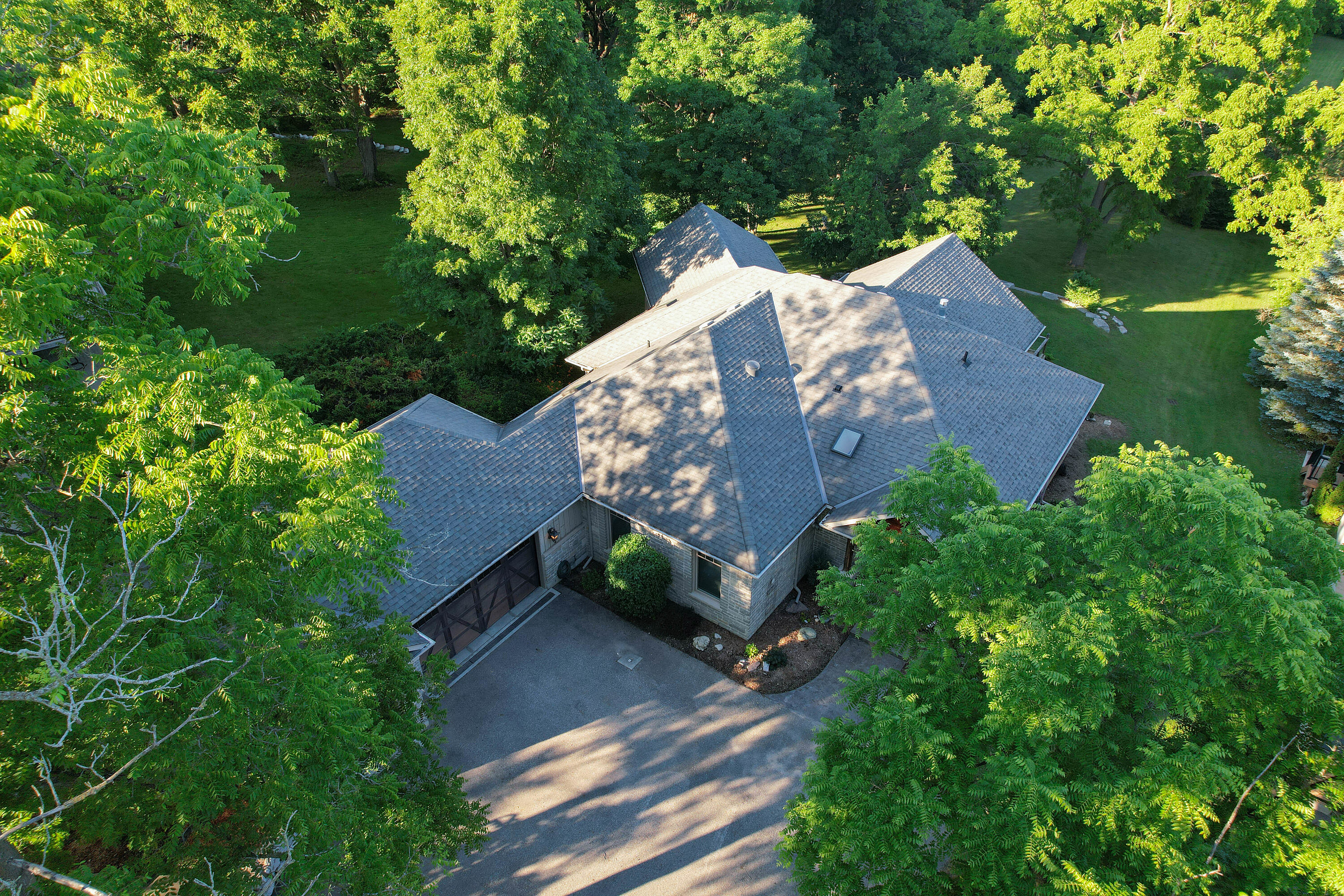 265 West River Road