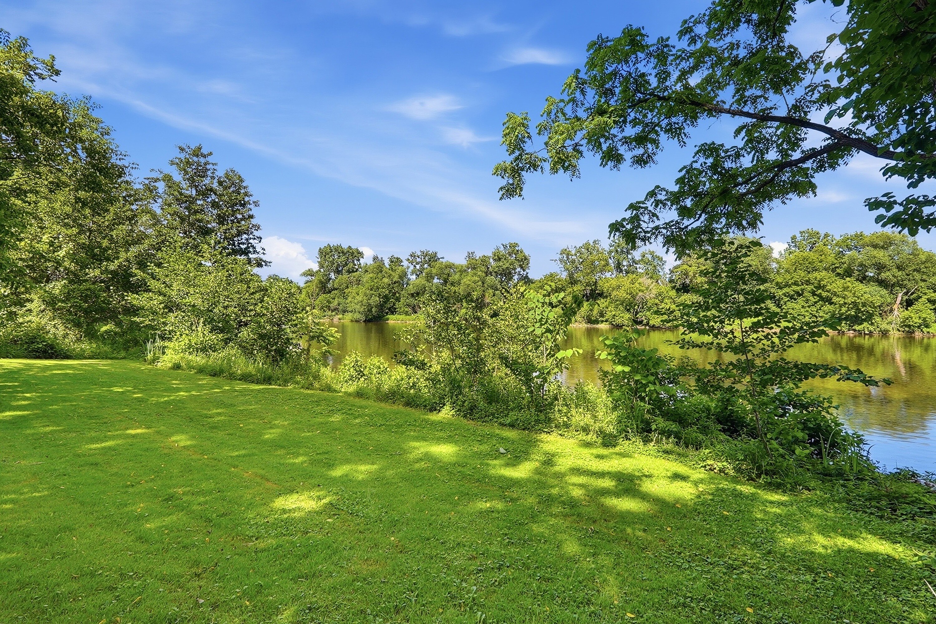 265 West River Road