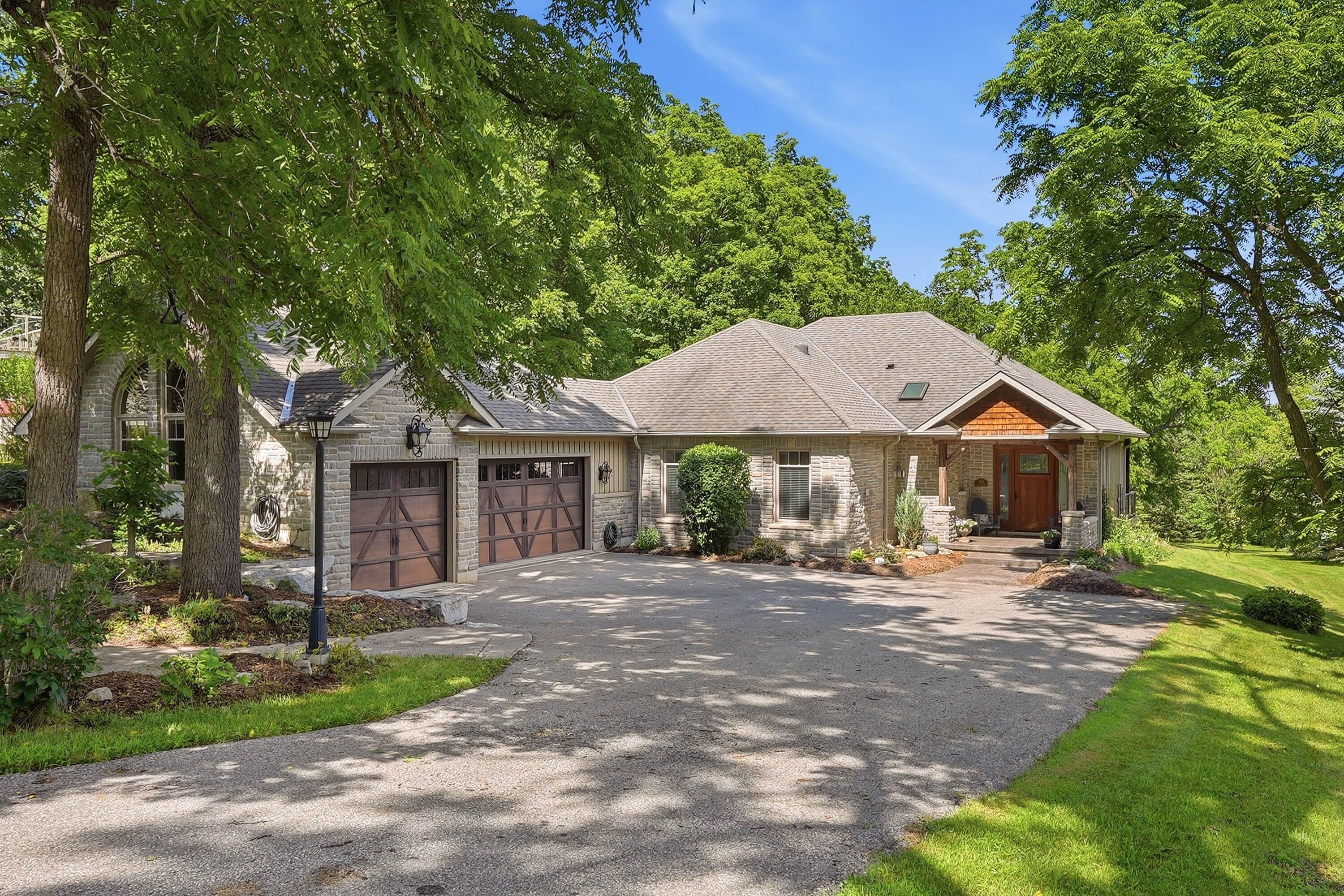 265 West River Road