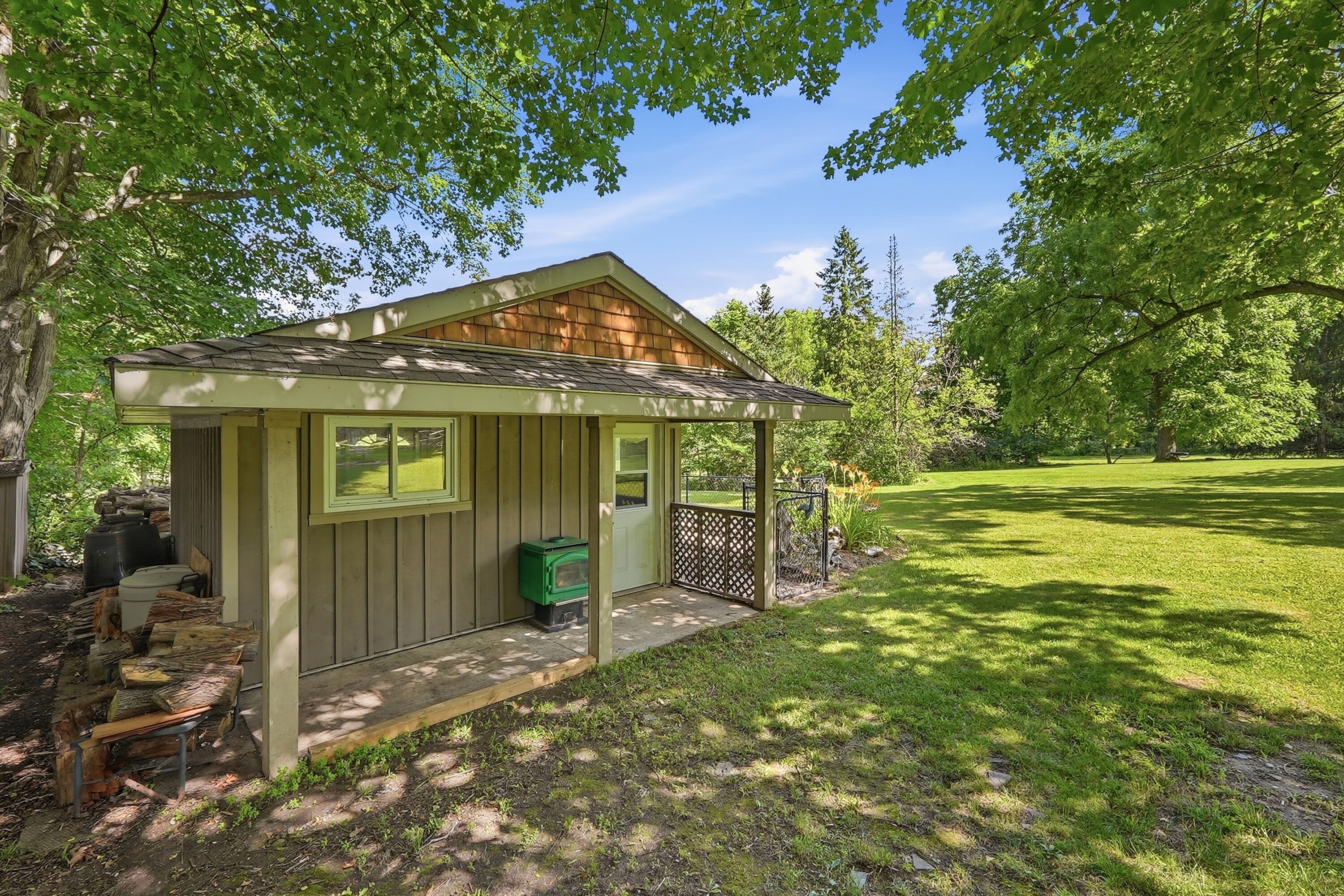265 West River Road