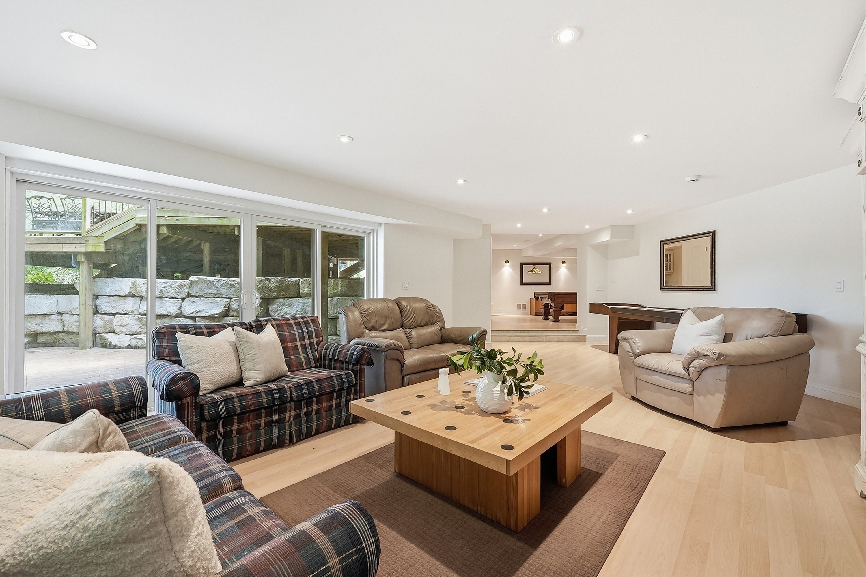 265 West River Road