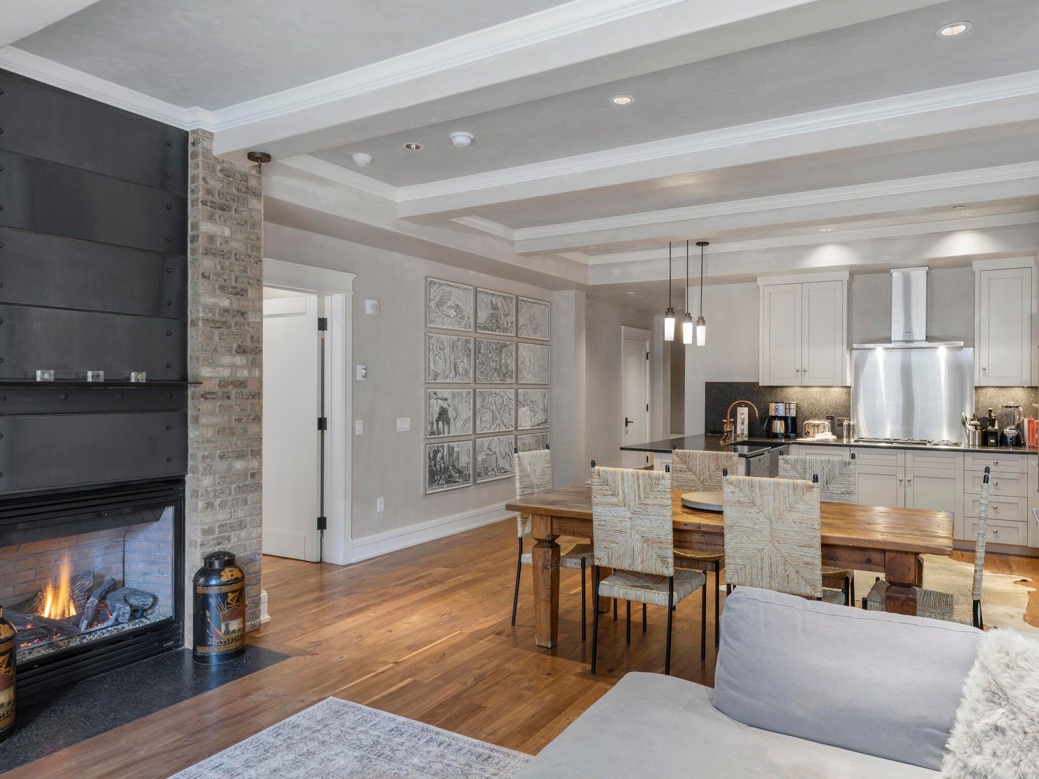 398 S Davis Street Central 101 