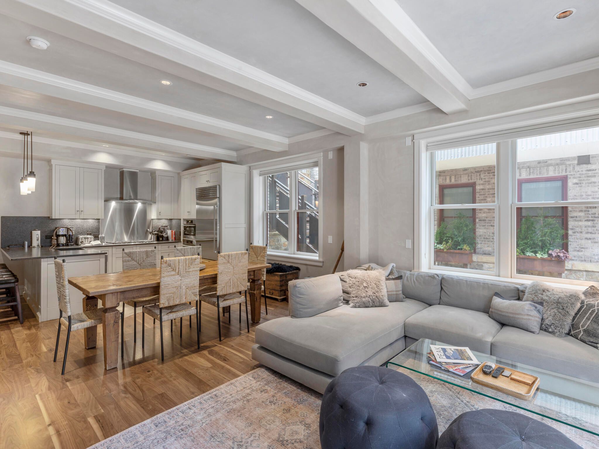 398 S Davis Street Central 101 