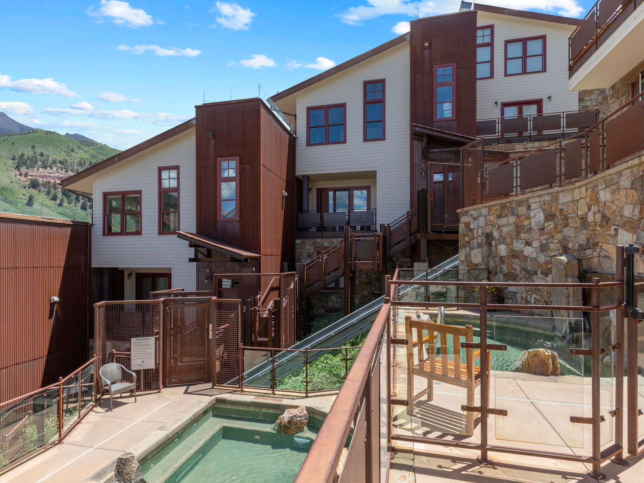398 S Davis Street Central 101 