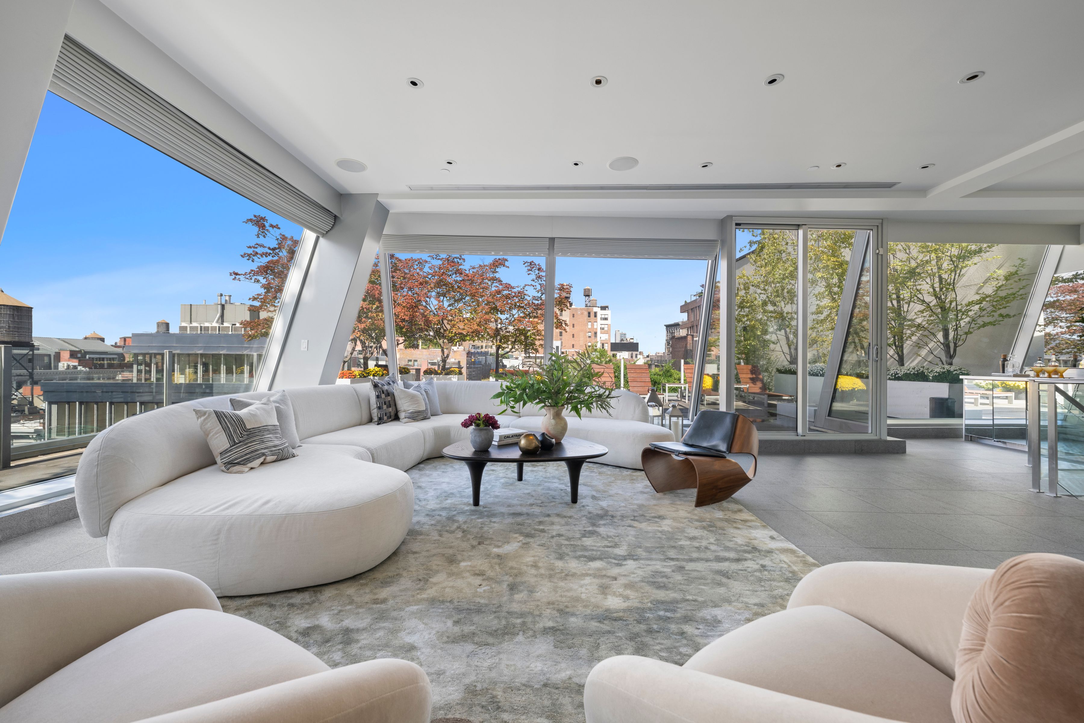 39 Crosby Street PHN
