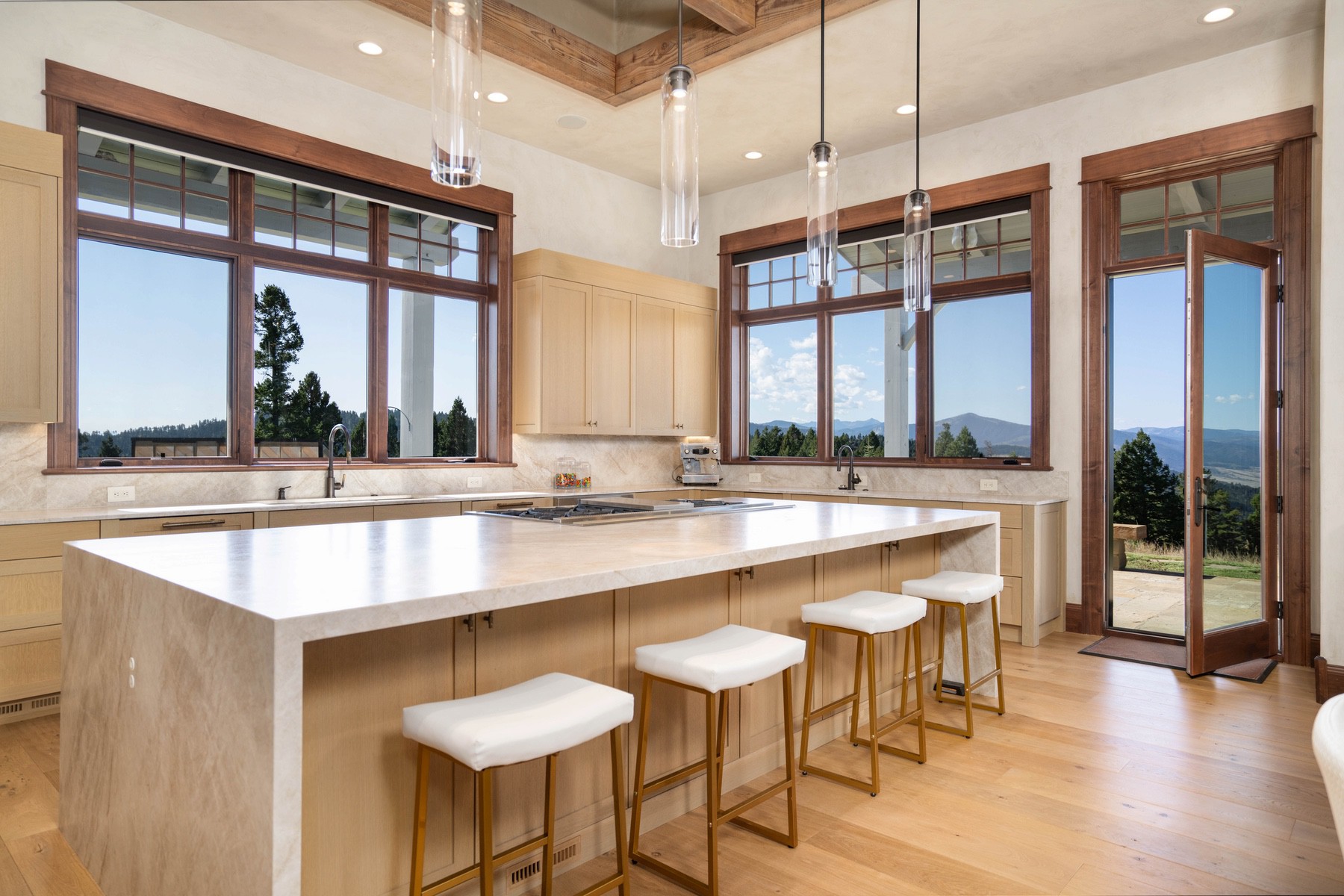 1220 Green Valley Way