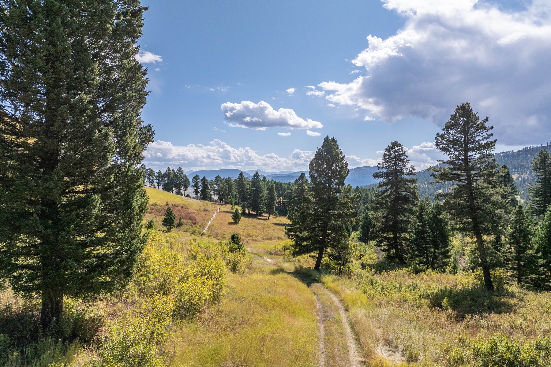 1220 Green Valley Way