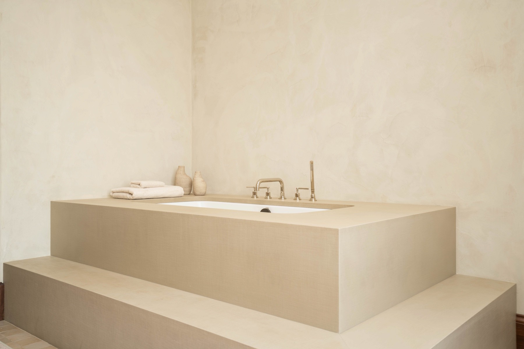 1220 Green Valley Way