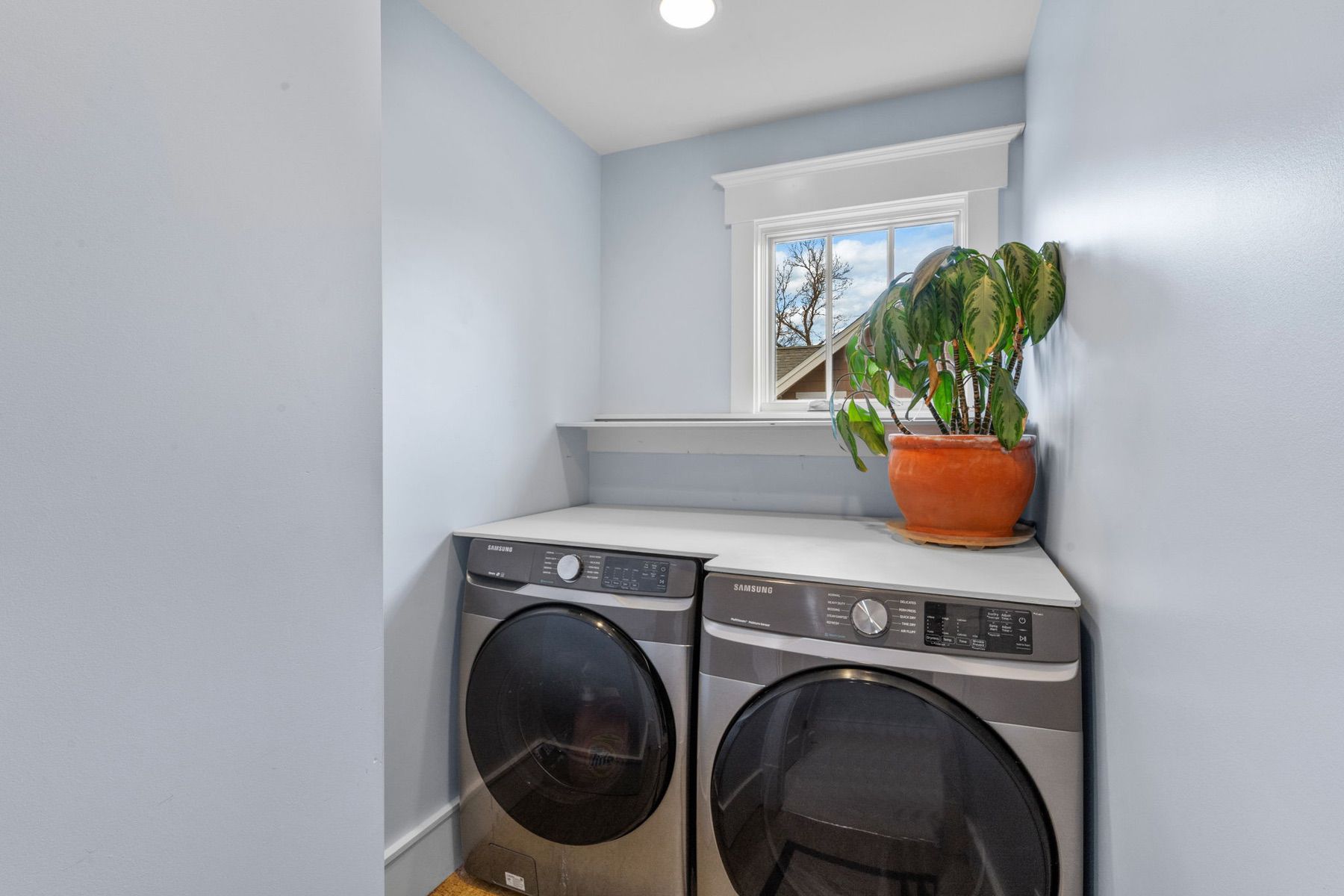 810 S Willson Avenue